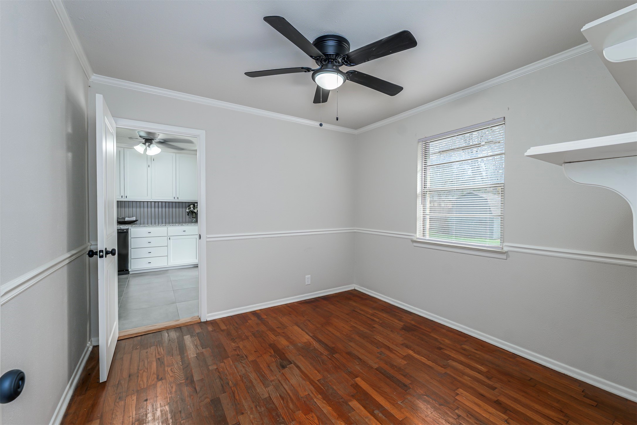4916 Susan Lee Lane