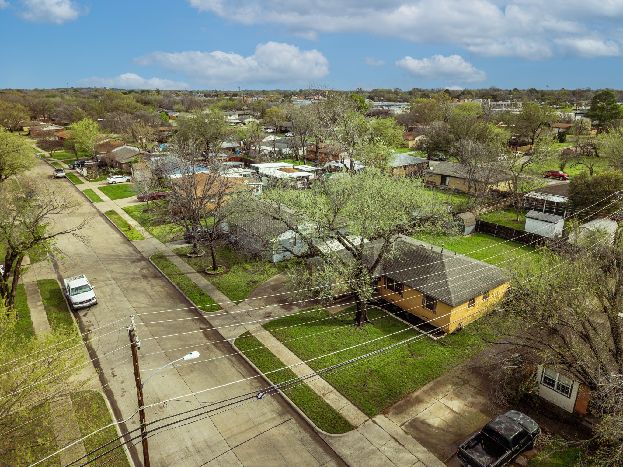 4916 Susan Lee Lane