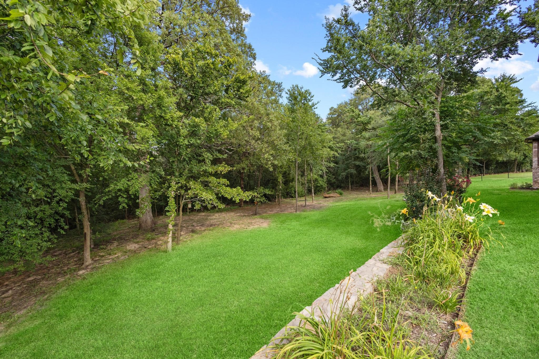 1090 Stone Trail Lane