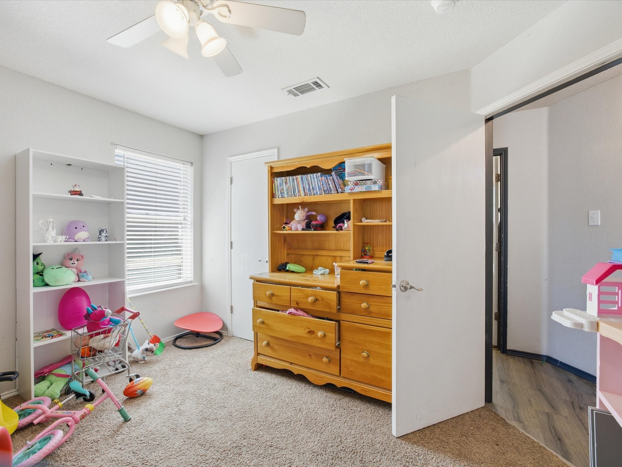 210 Wellington Trail