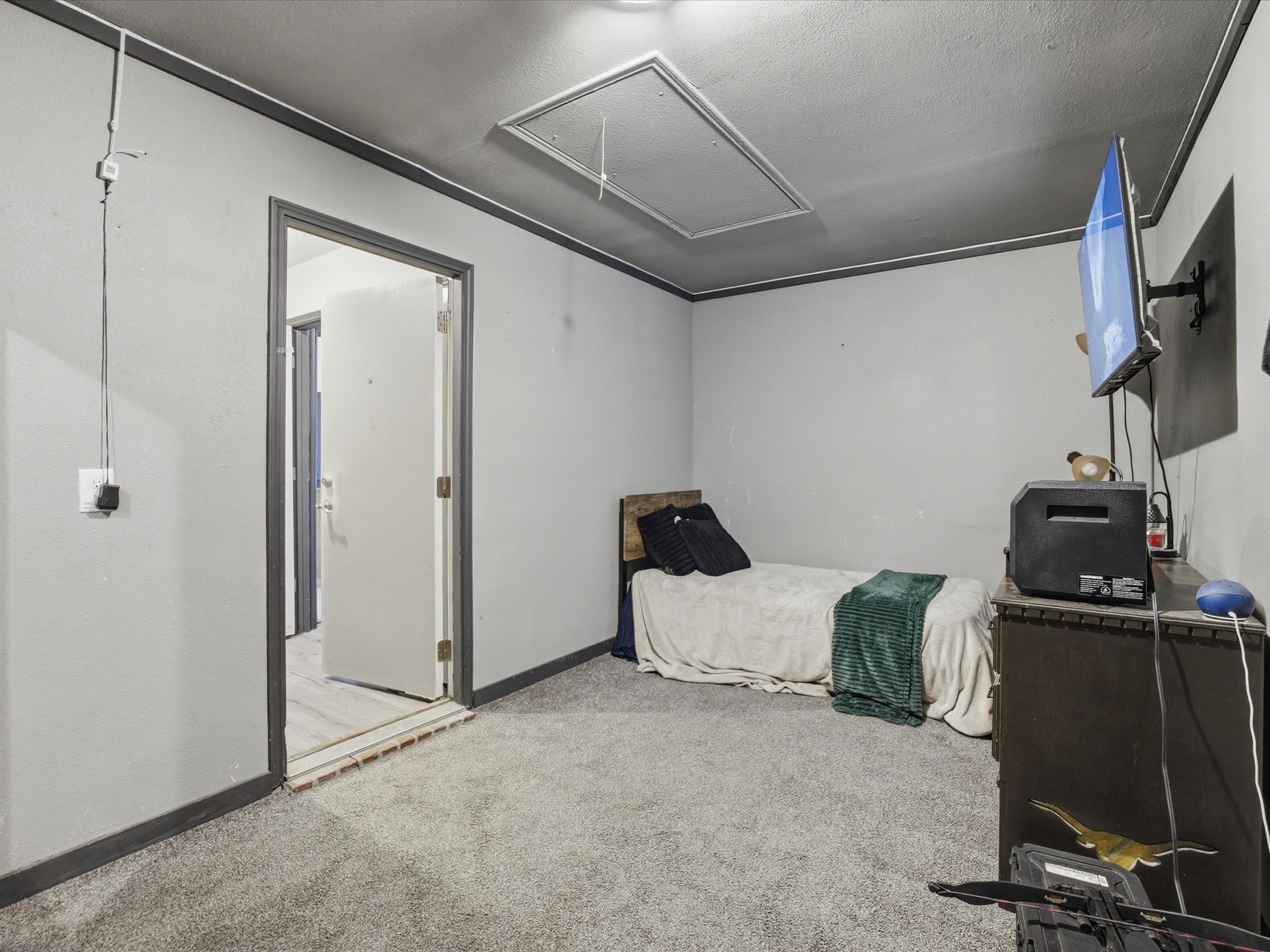 210 Wellington Trail