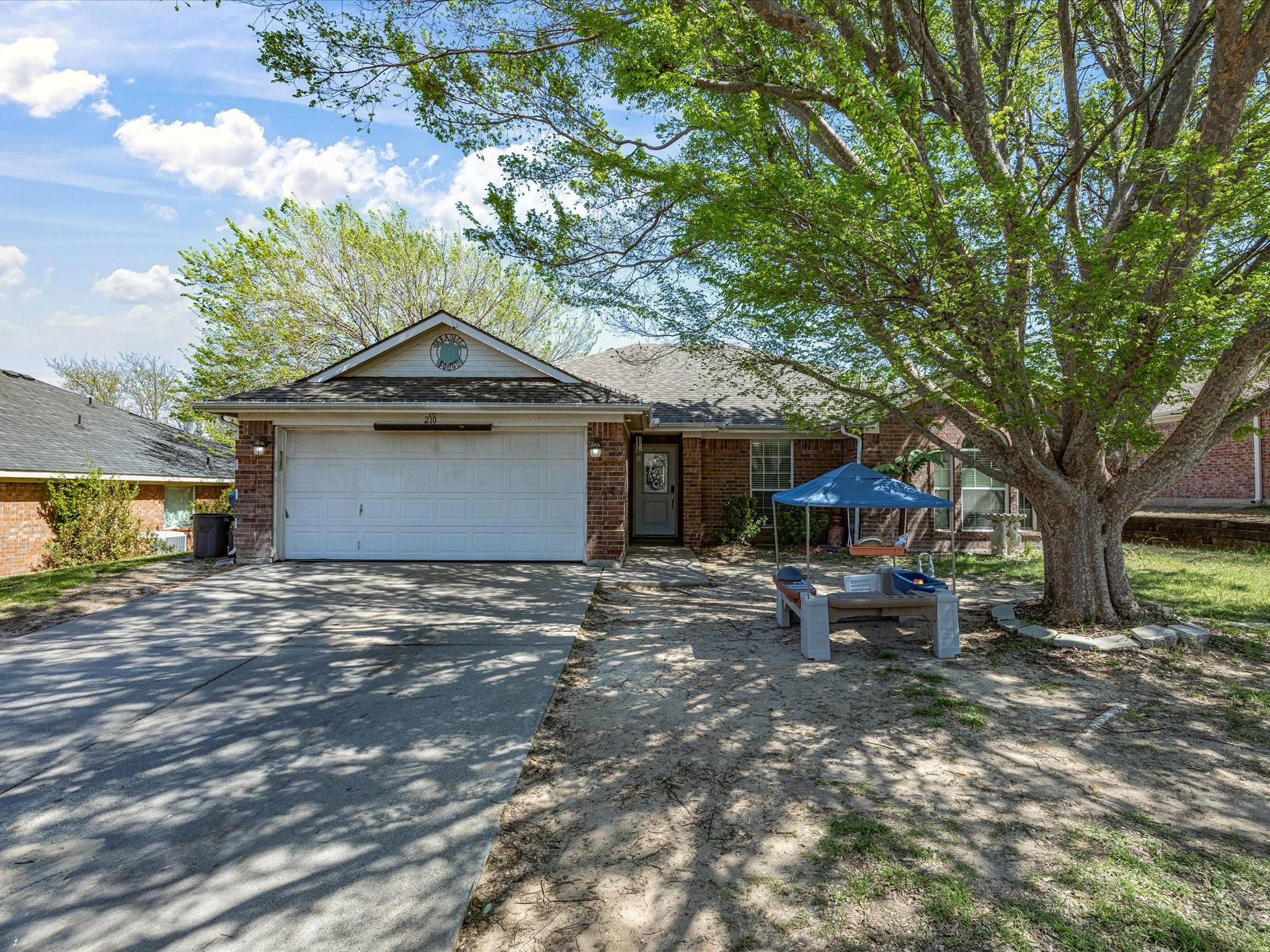 210 Wellington Trail
