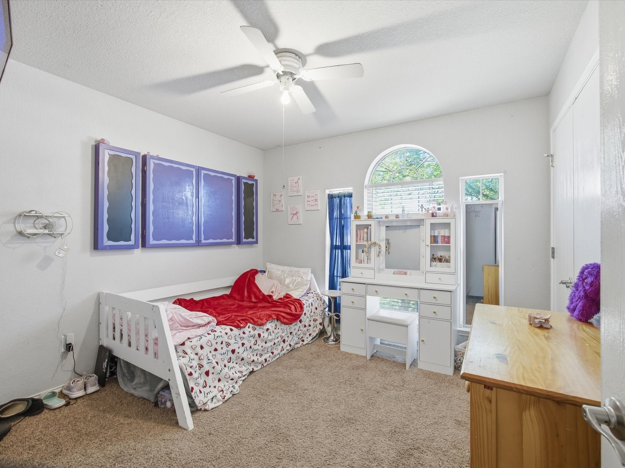 210 Wellington Trail