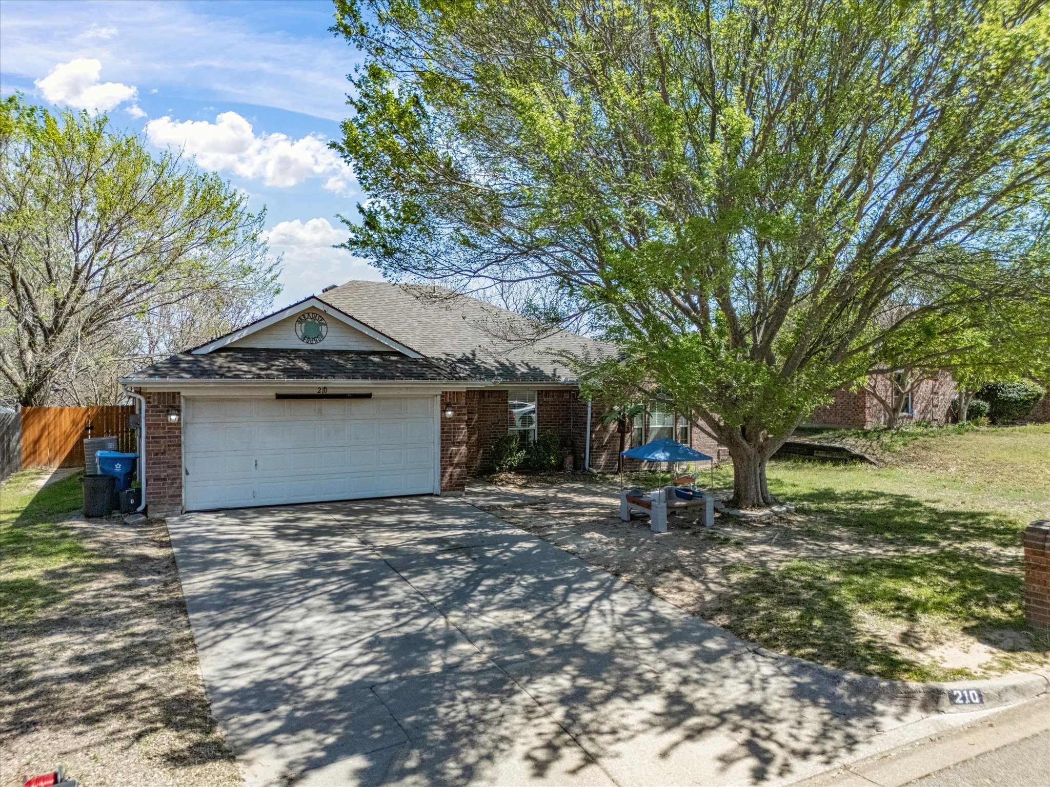 210 Wellington Trail