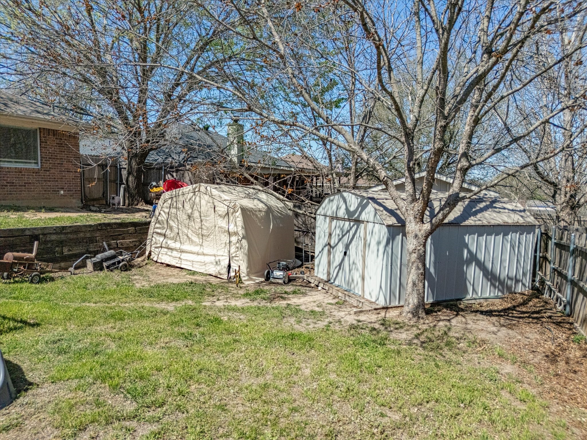 210 Wellington Trail