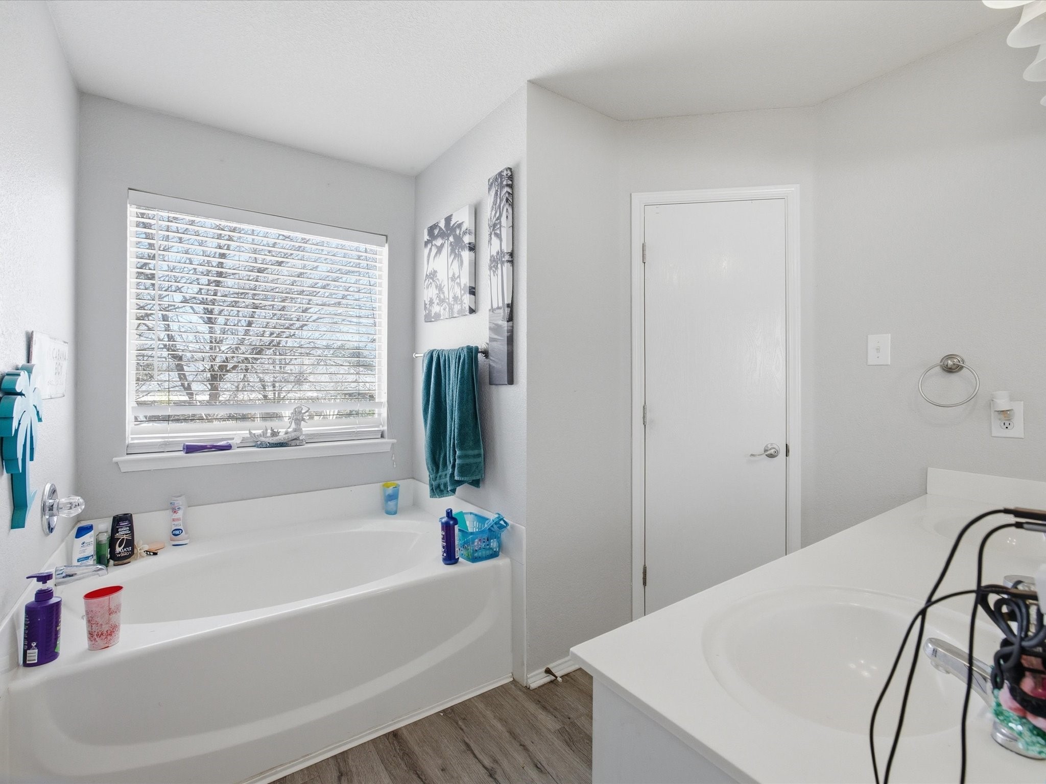 210 Wellington Trail