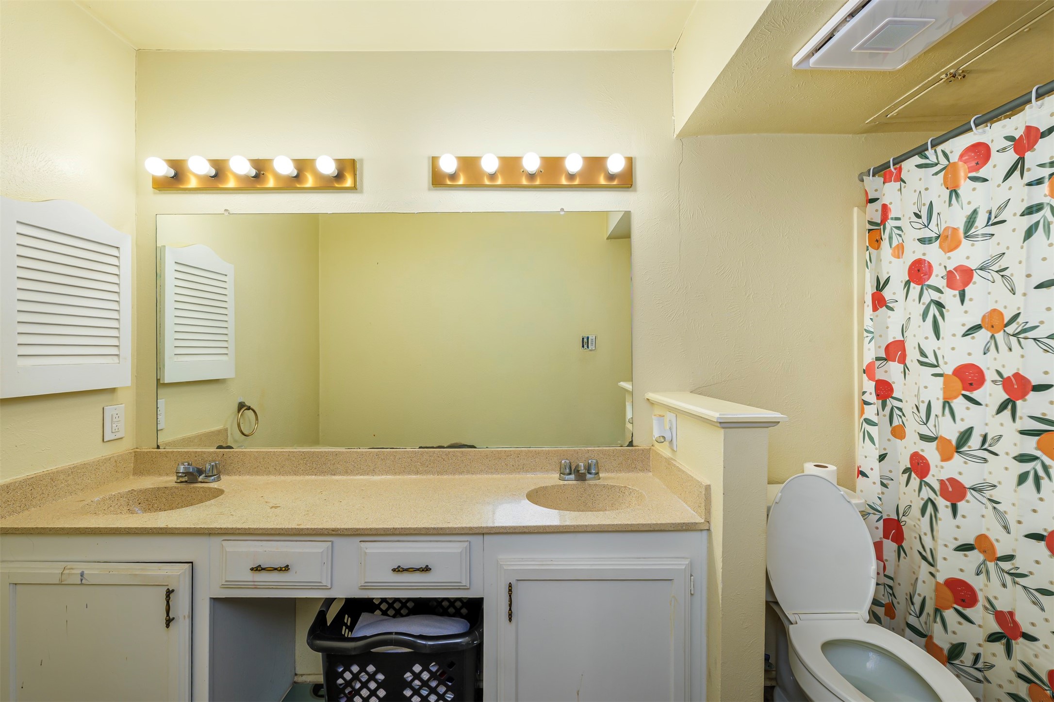 2908 Canterbury Lane