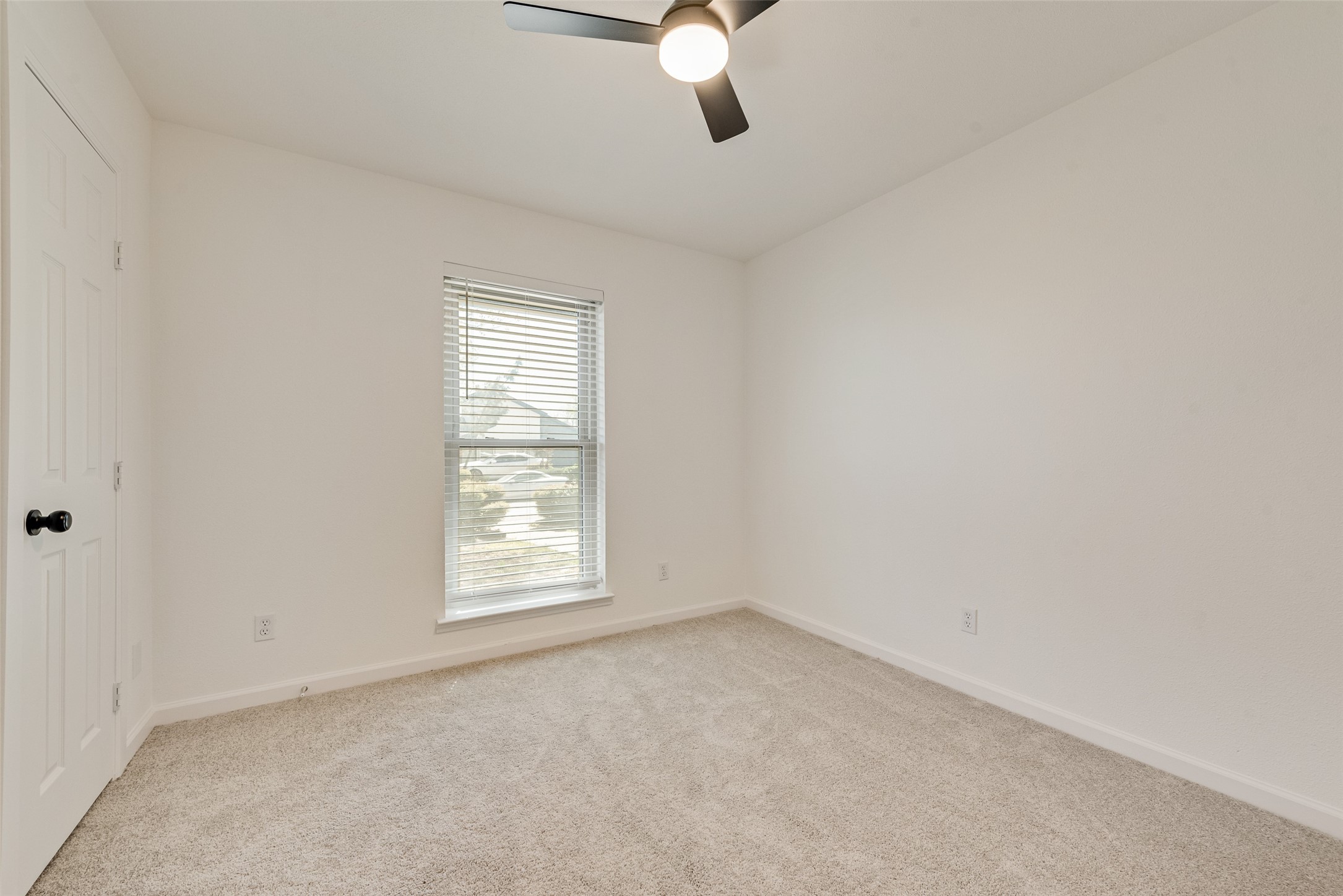 1933 Garden Crest Lane