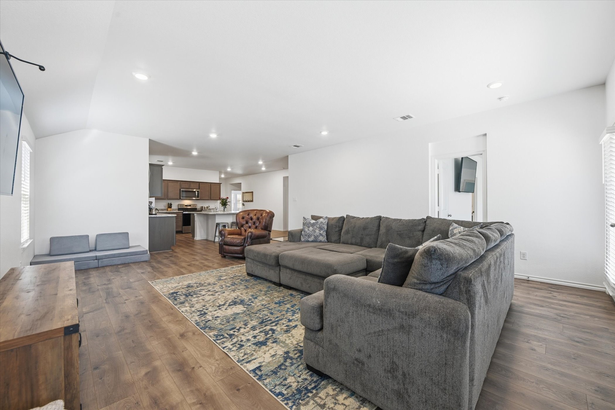 3612 Cody Lane