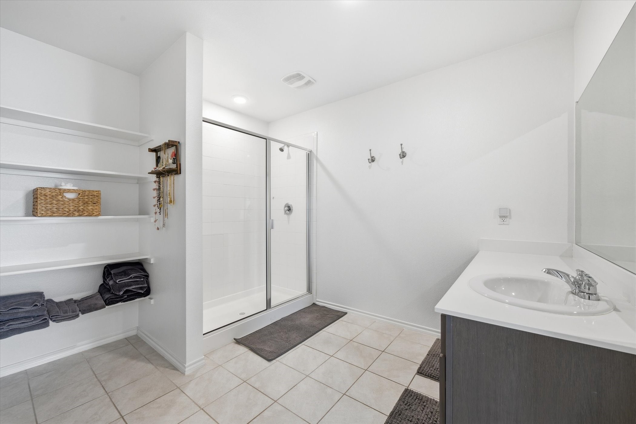 3612 Cody Lane