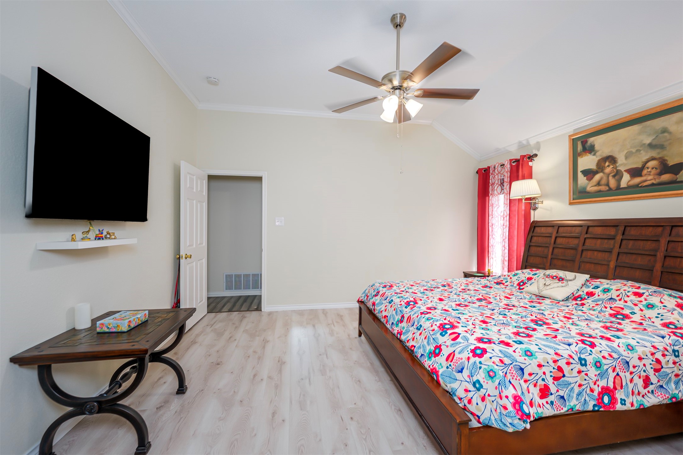 6729 Lucas Lane
