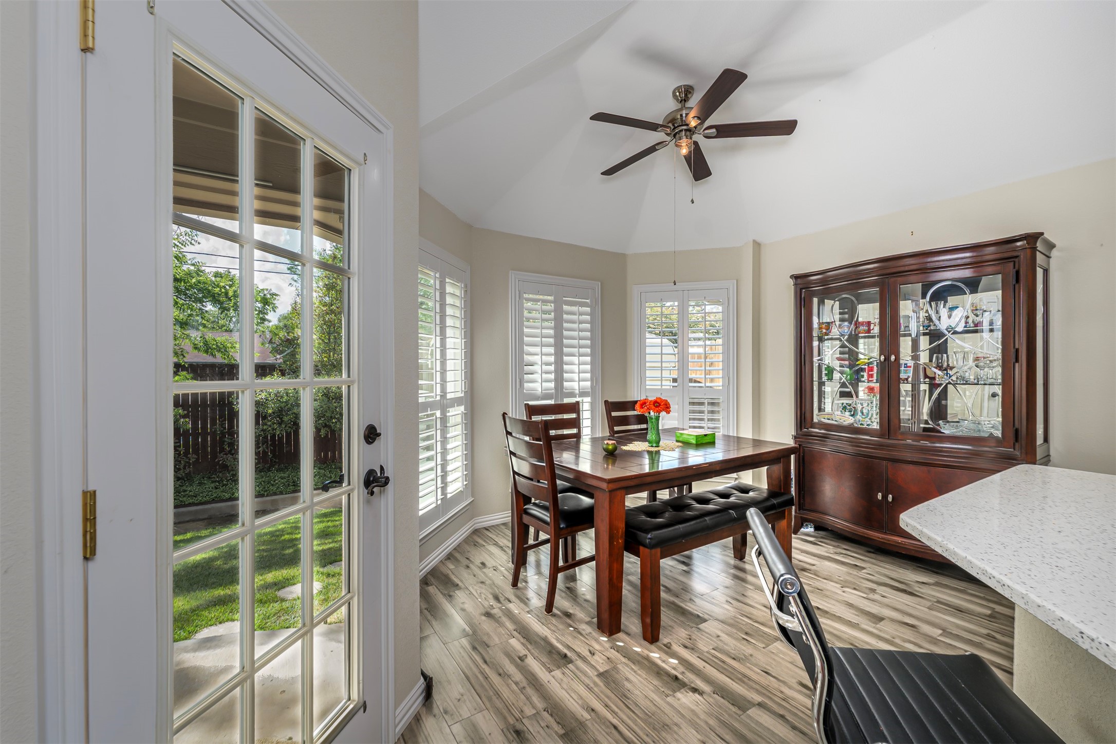 6729 Lucas Lane