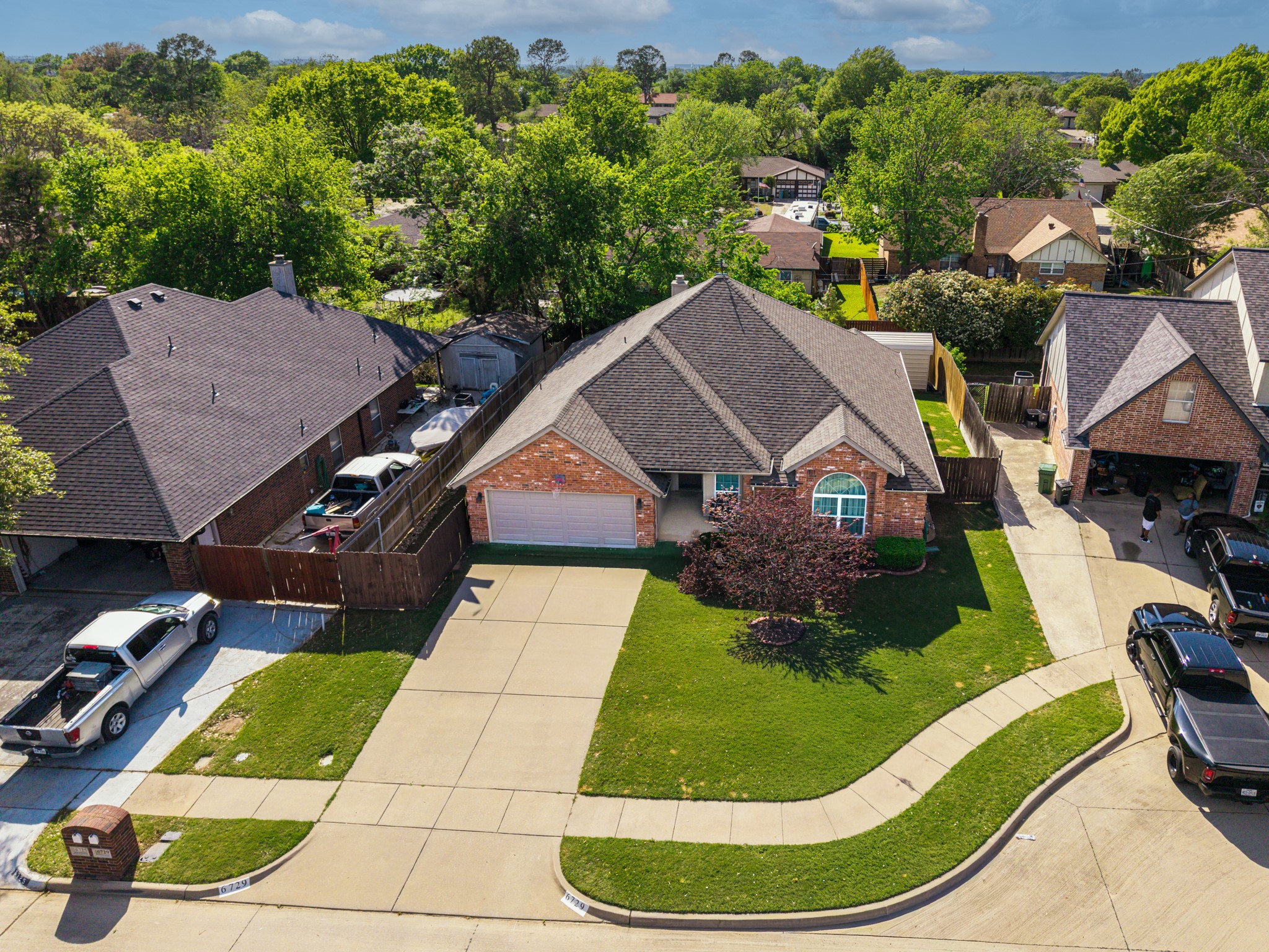 6729 Lucas Lane
