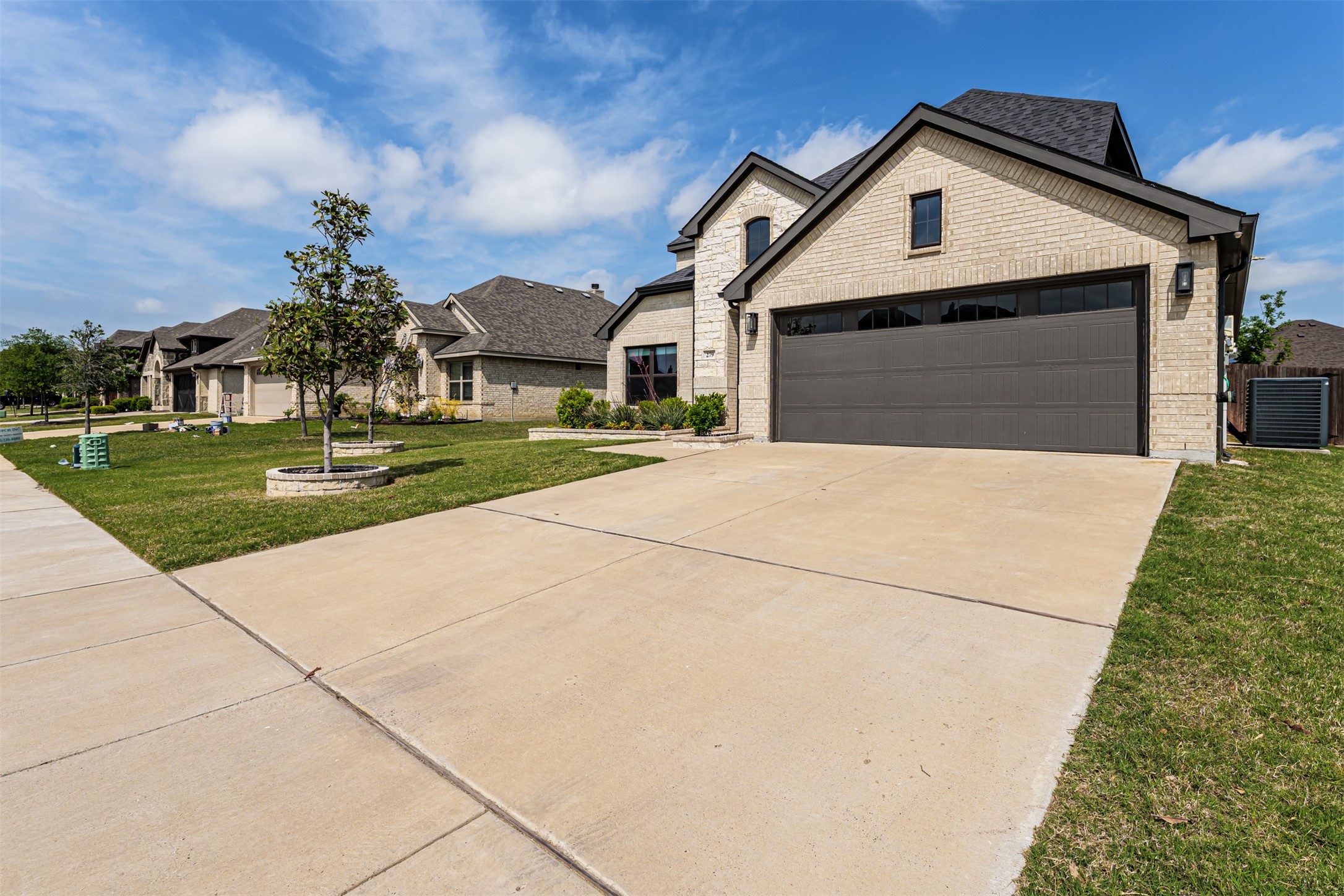 279 Moonshadow Drive