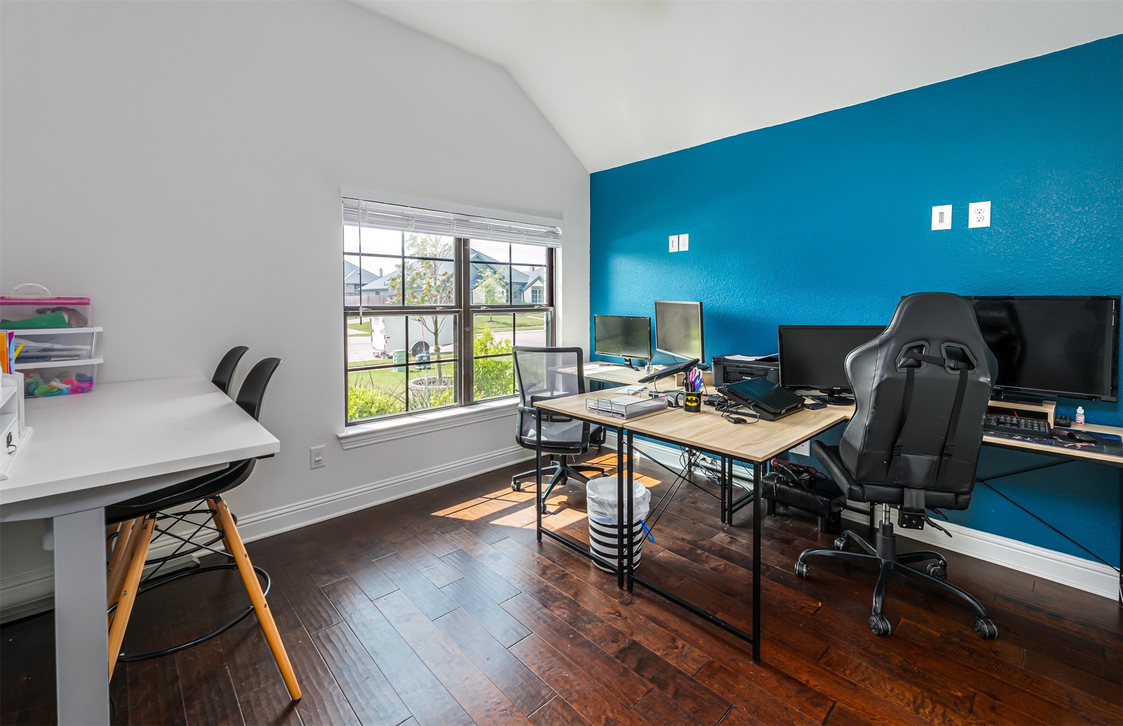 279 Moonshadow Drive