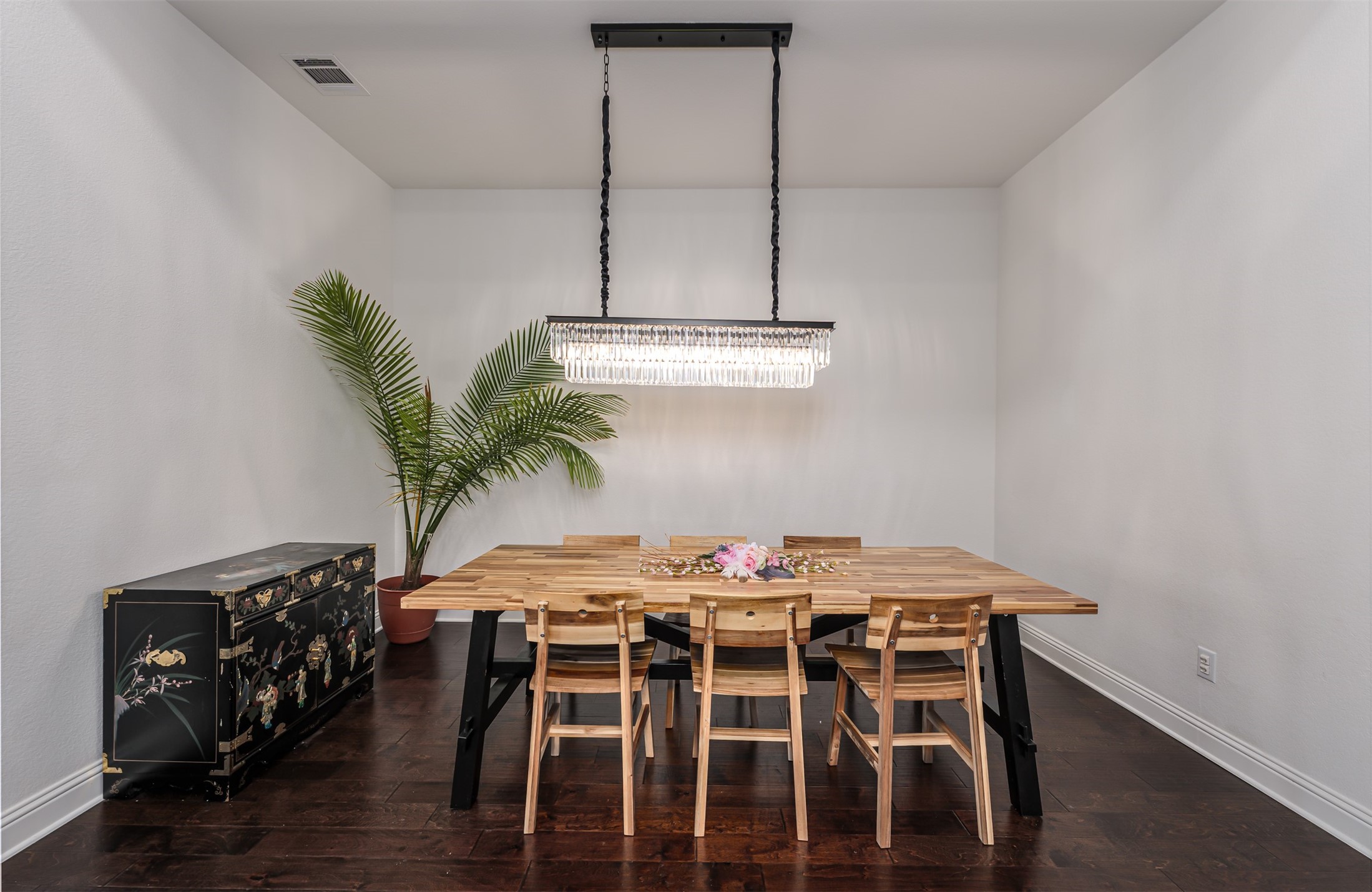 279 Moonshadow Drive