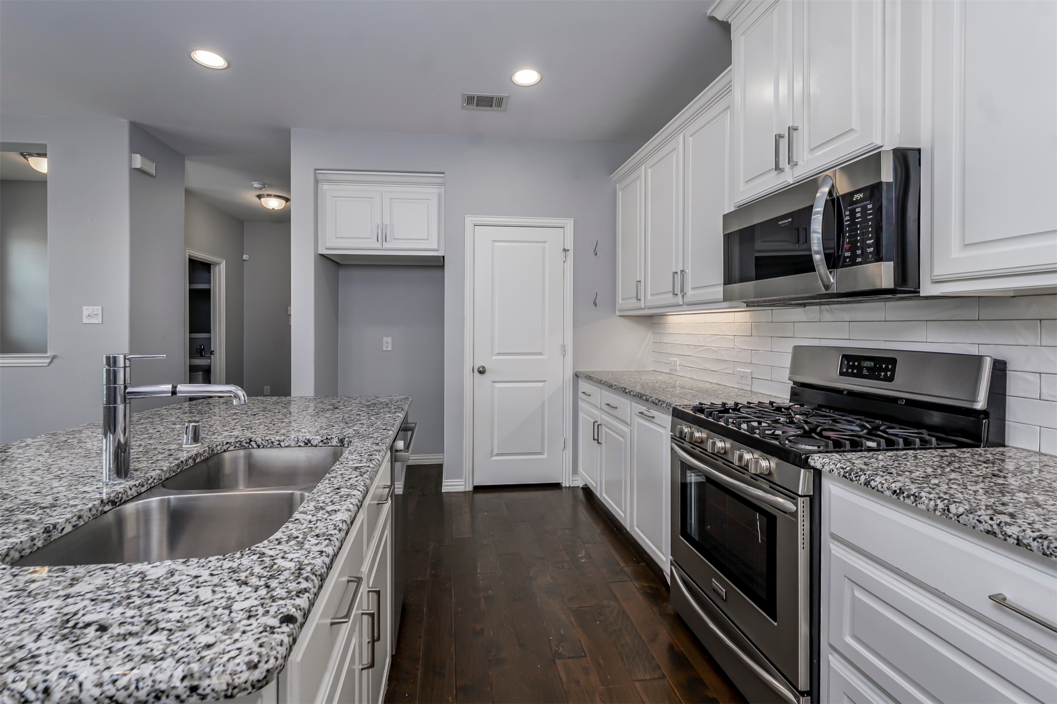 4202 Cascade Sky Drive