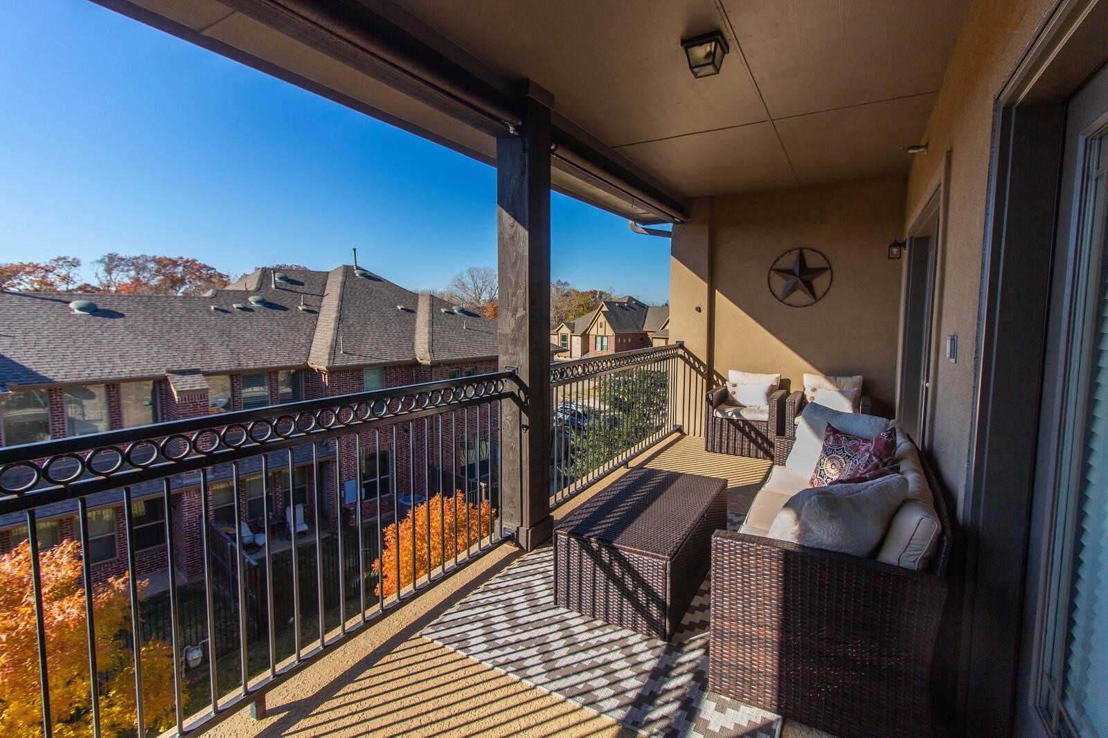 1605 Brook Glen Drive
