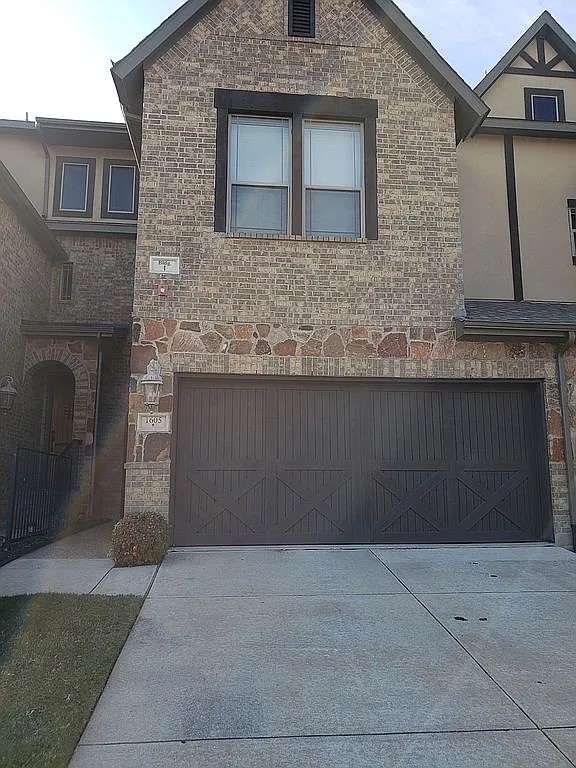 1605 Brook Glen Drive