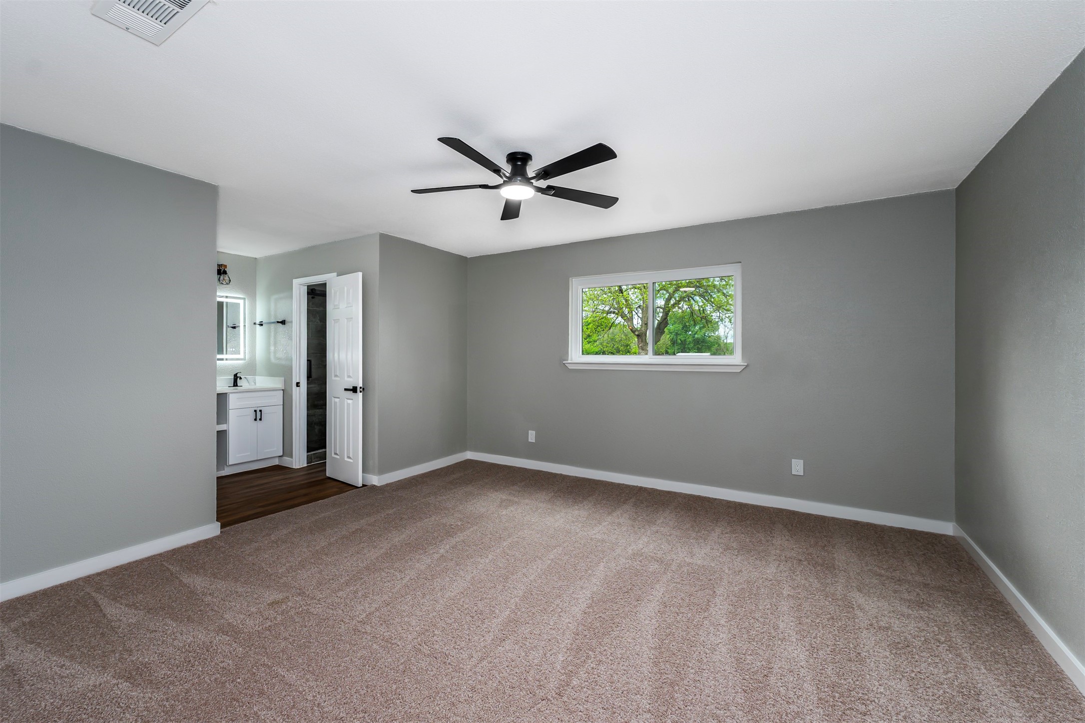 2004 Tarver Road