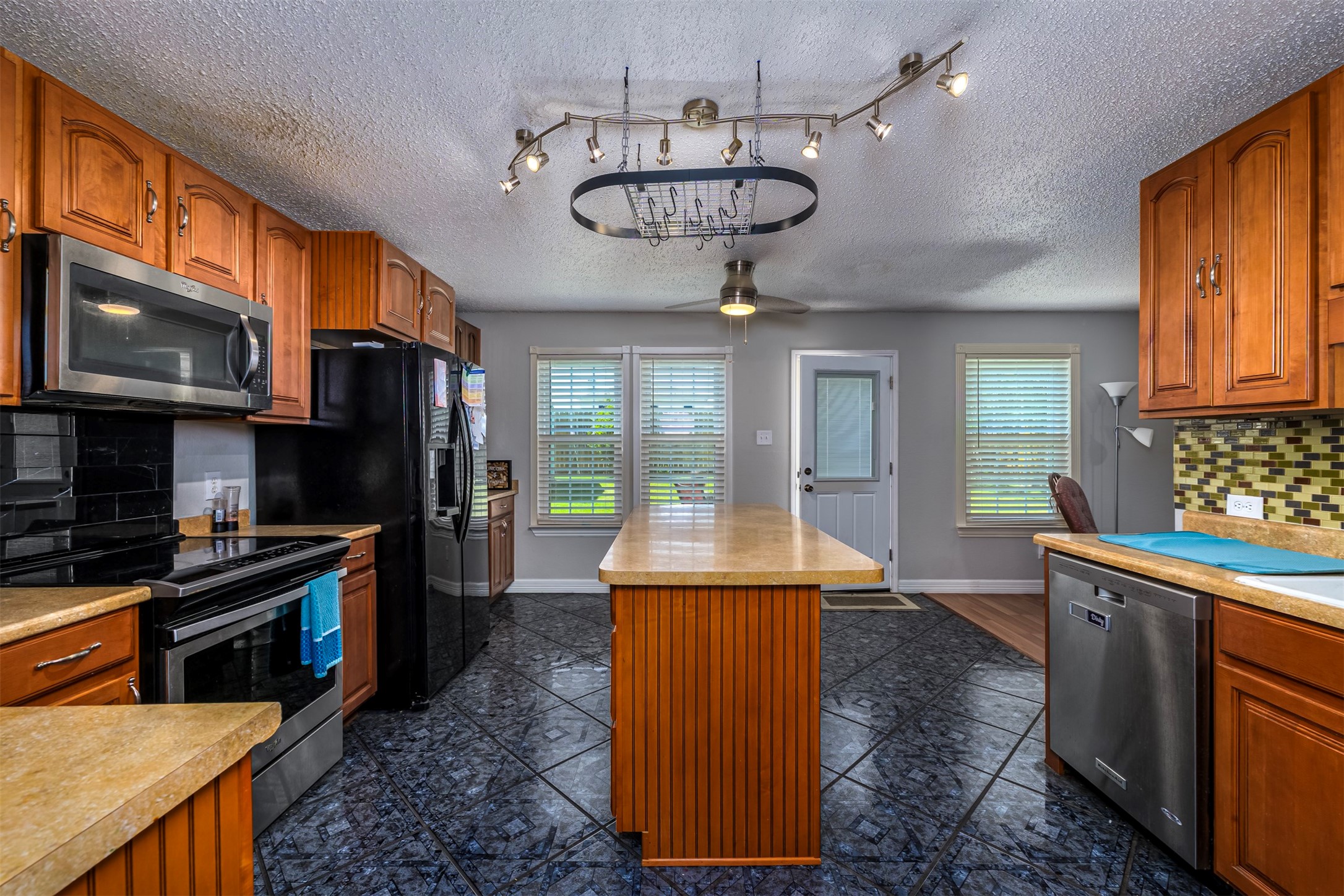 5209 Prestwick Drive