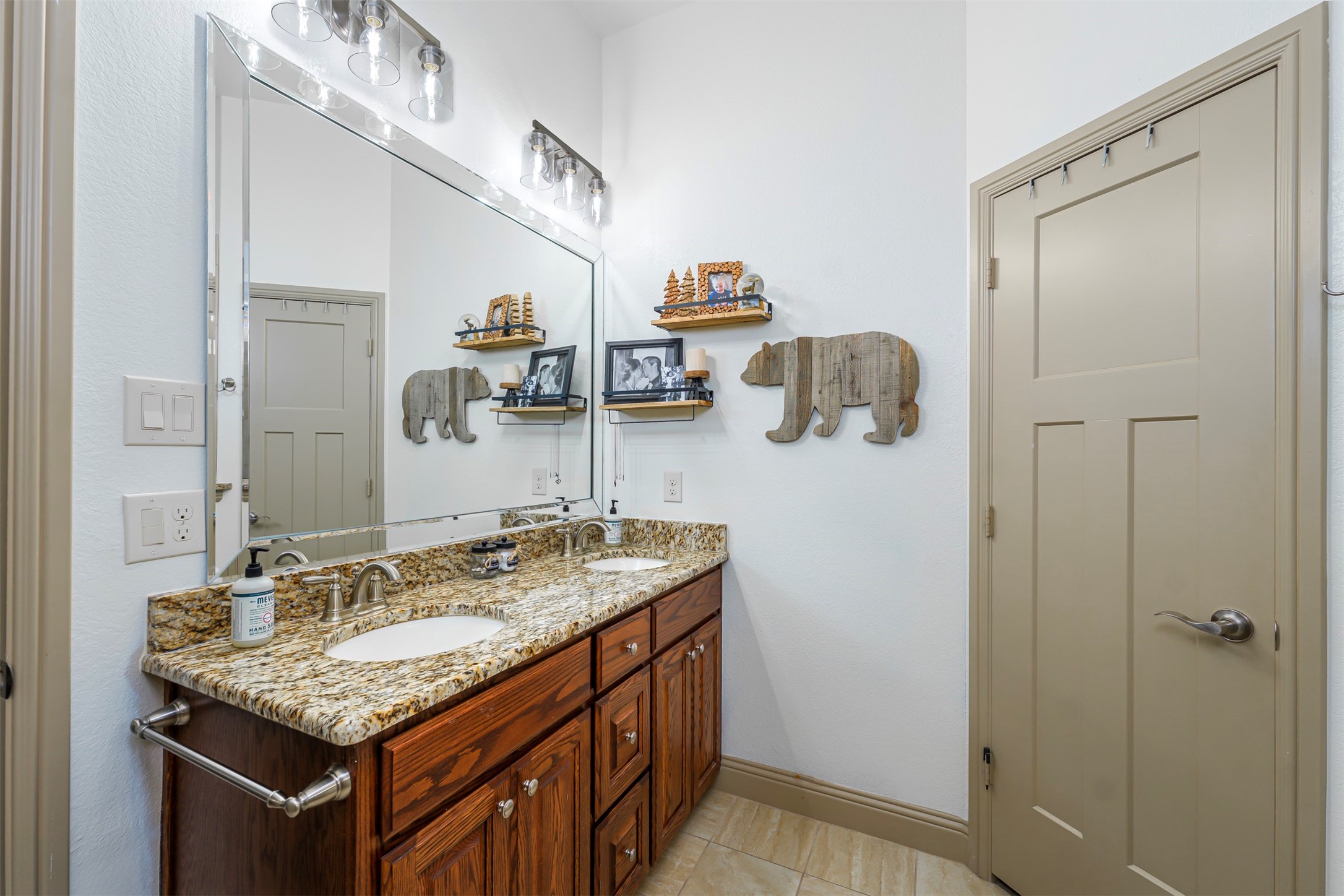 1905 Town Creek Circle