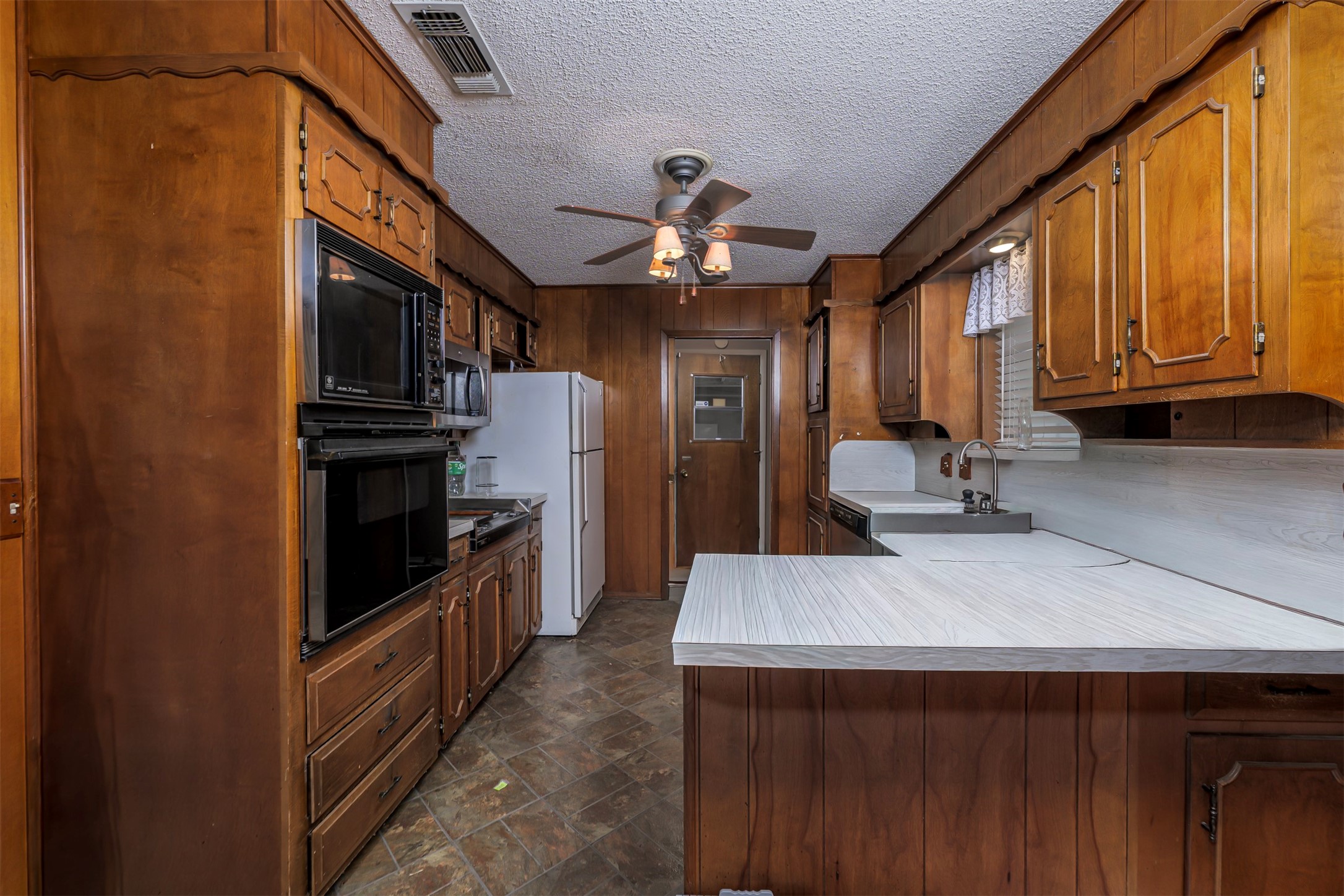 5058 Winesanker Way