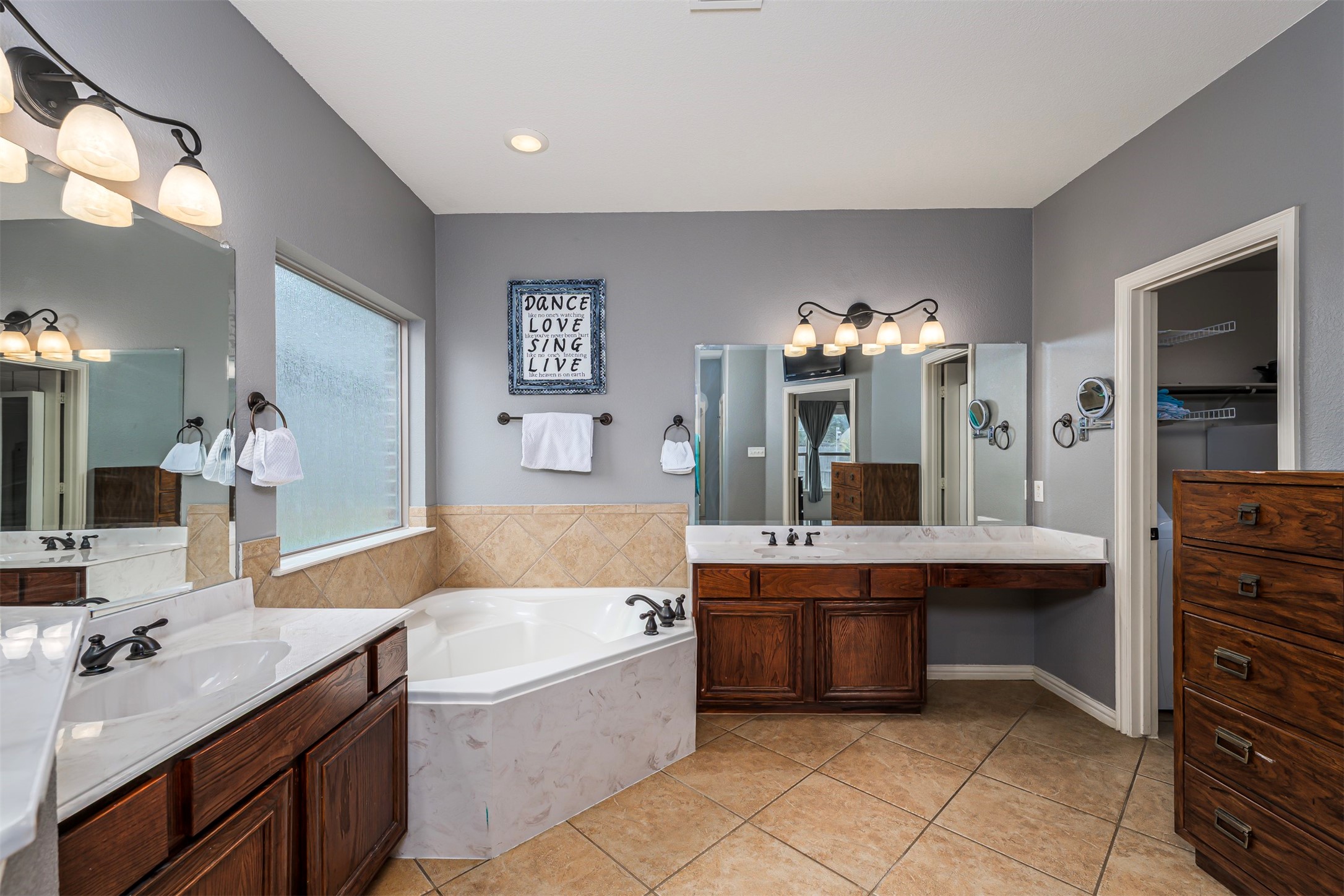 209 Boardwalk Avenue