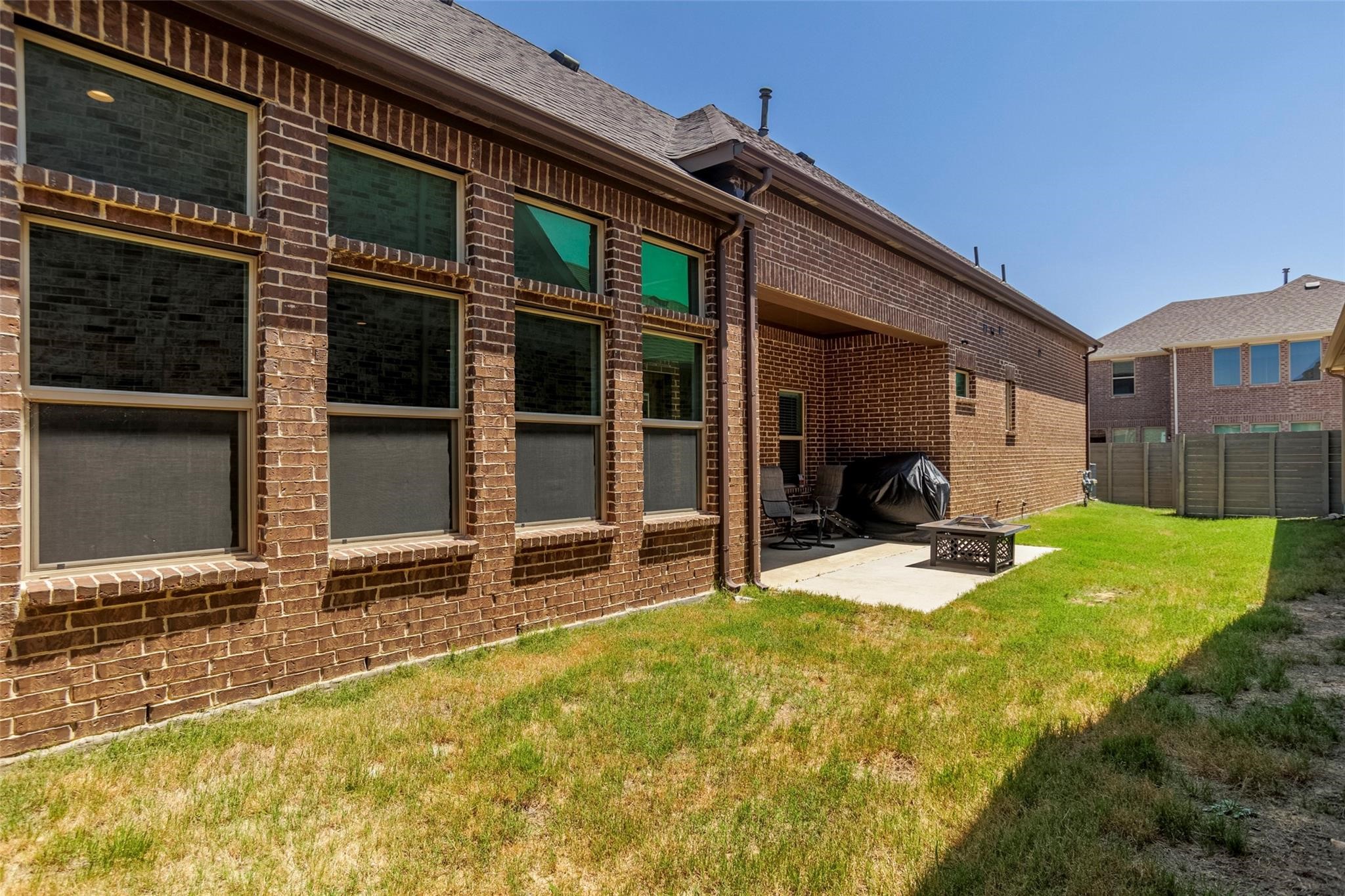 904 Parkside Drive
