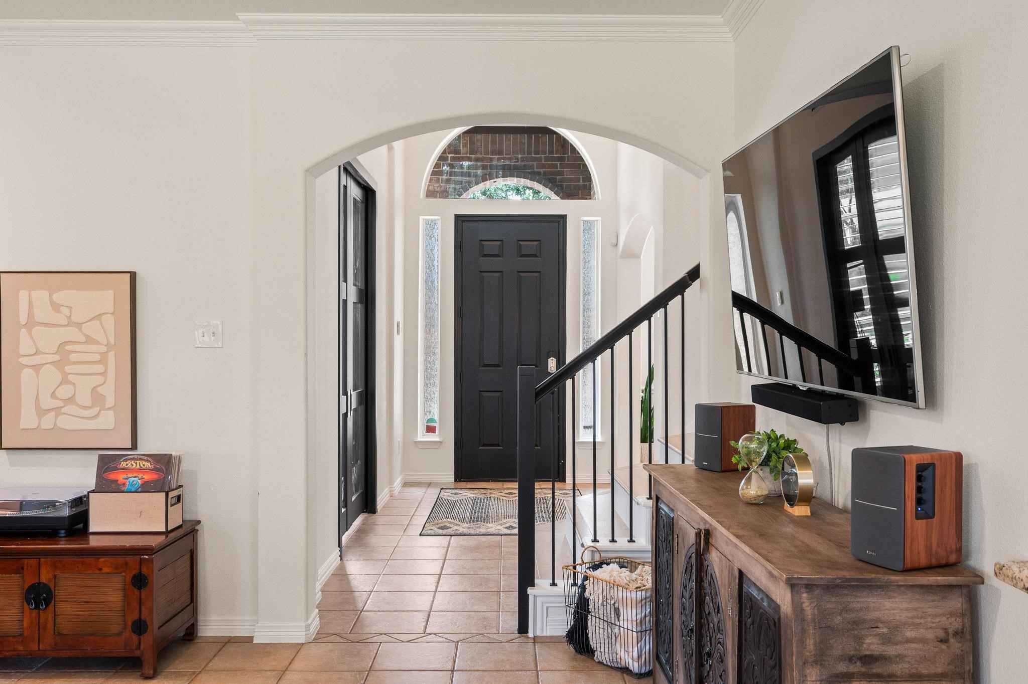 2303 Regina Drive