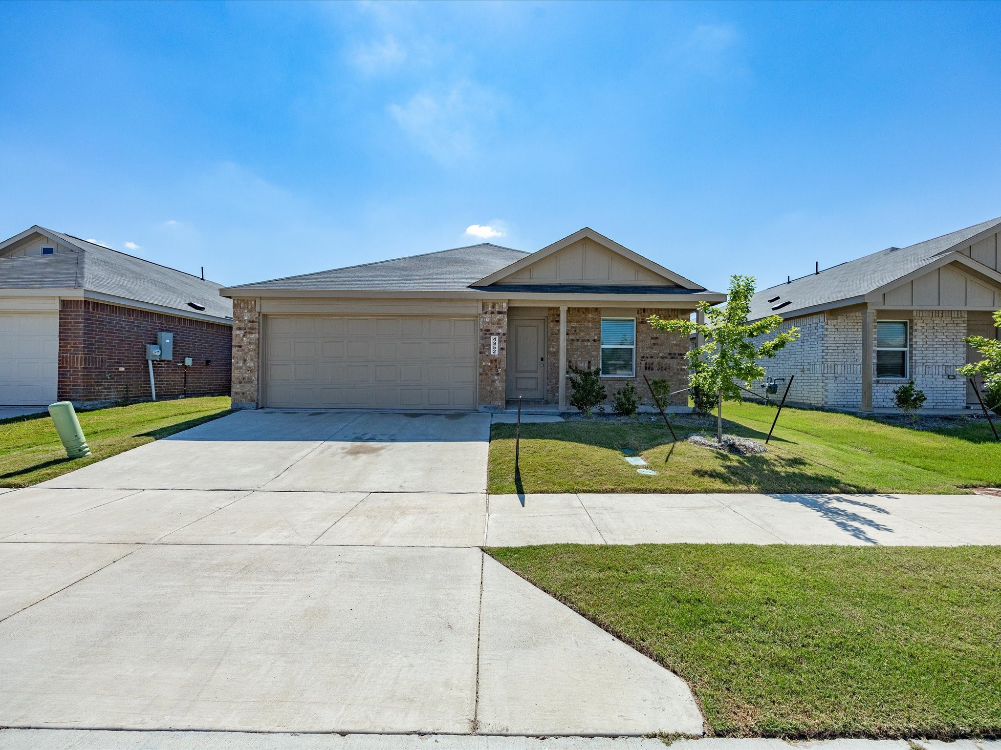 4952 Stonebridge Drive