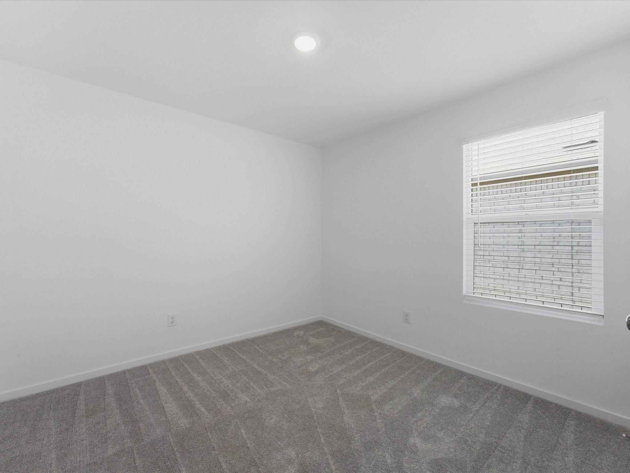 4952 Stonebridge Drive