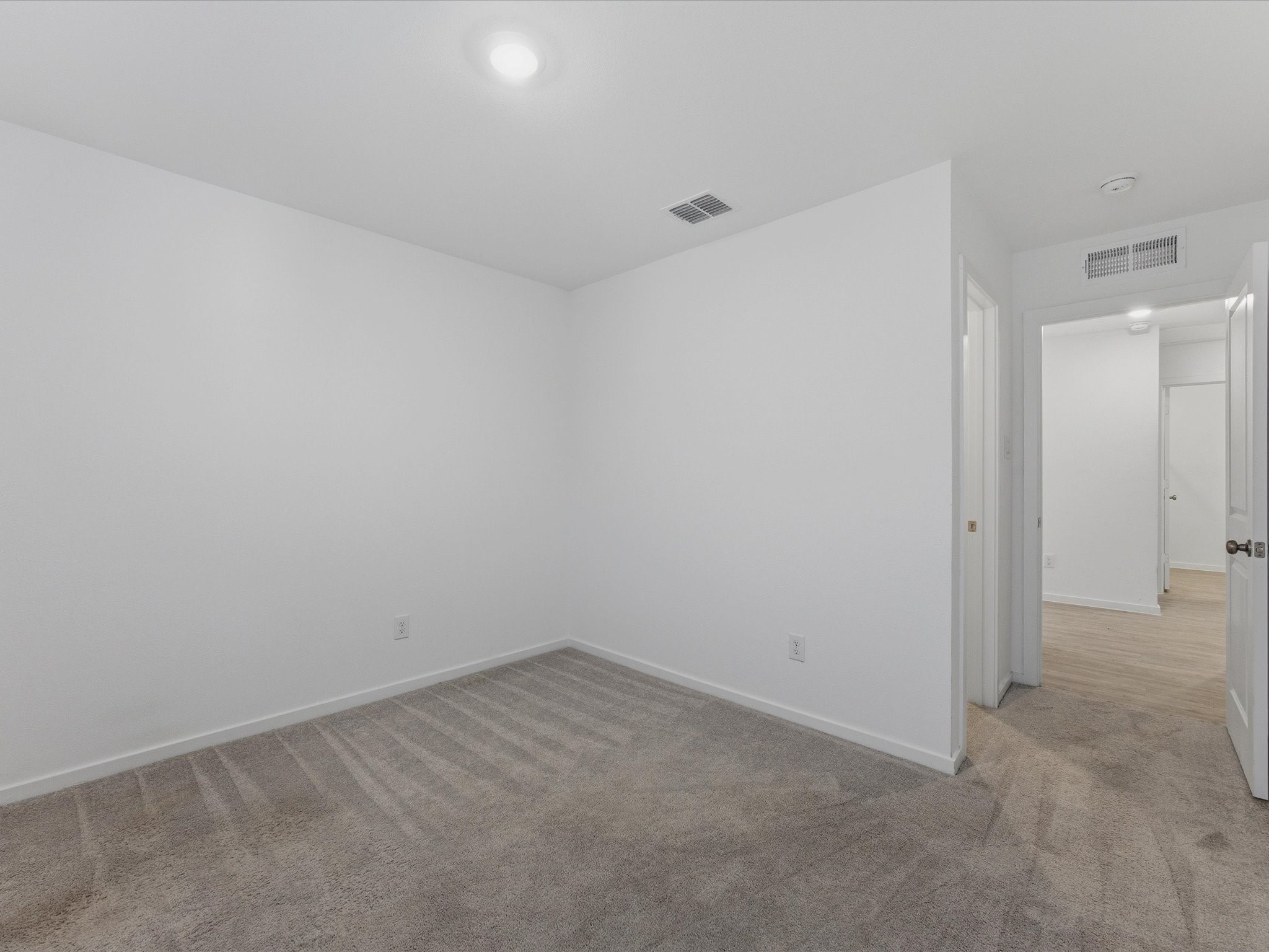 4952 Stonebridge Drive