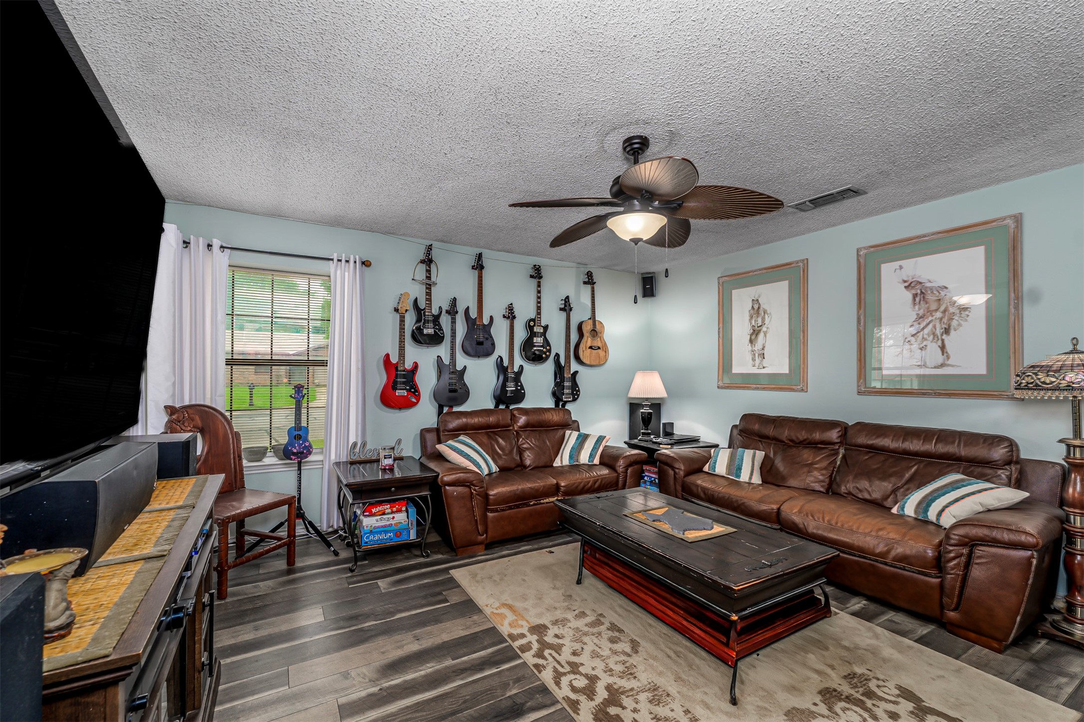 1101 Pin Oak Drive
