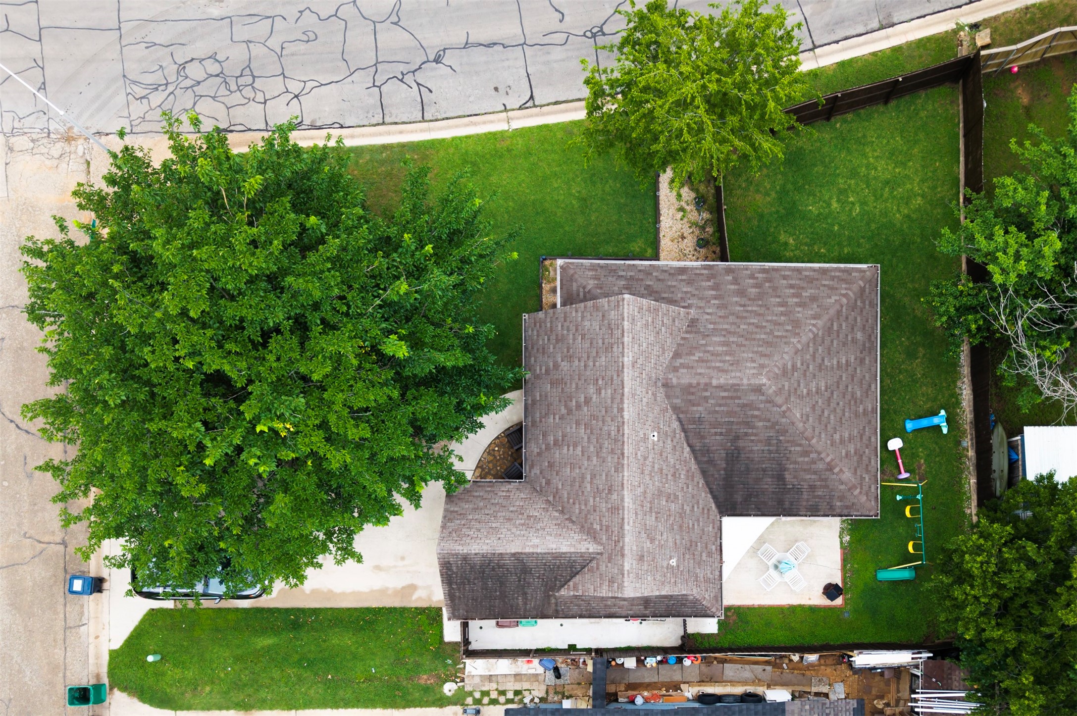 1101 Pin Oak Drive