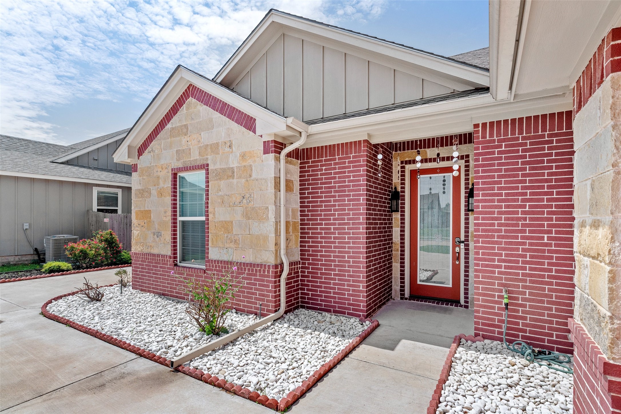 106 King Arthur Court
