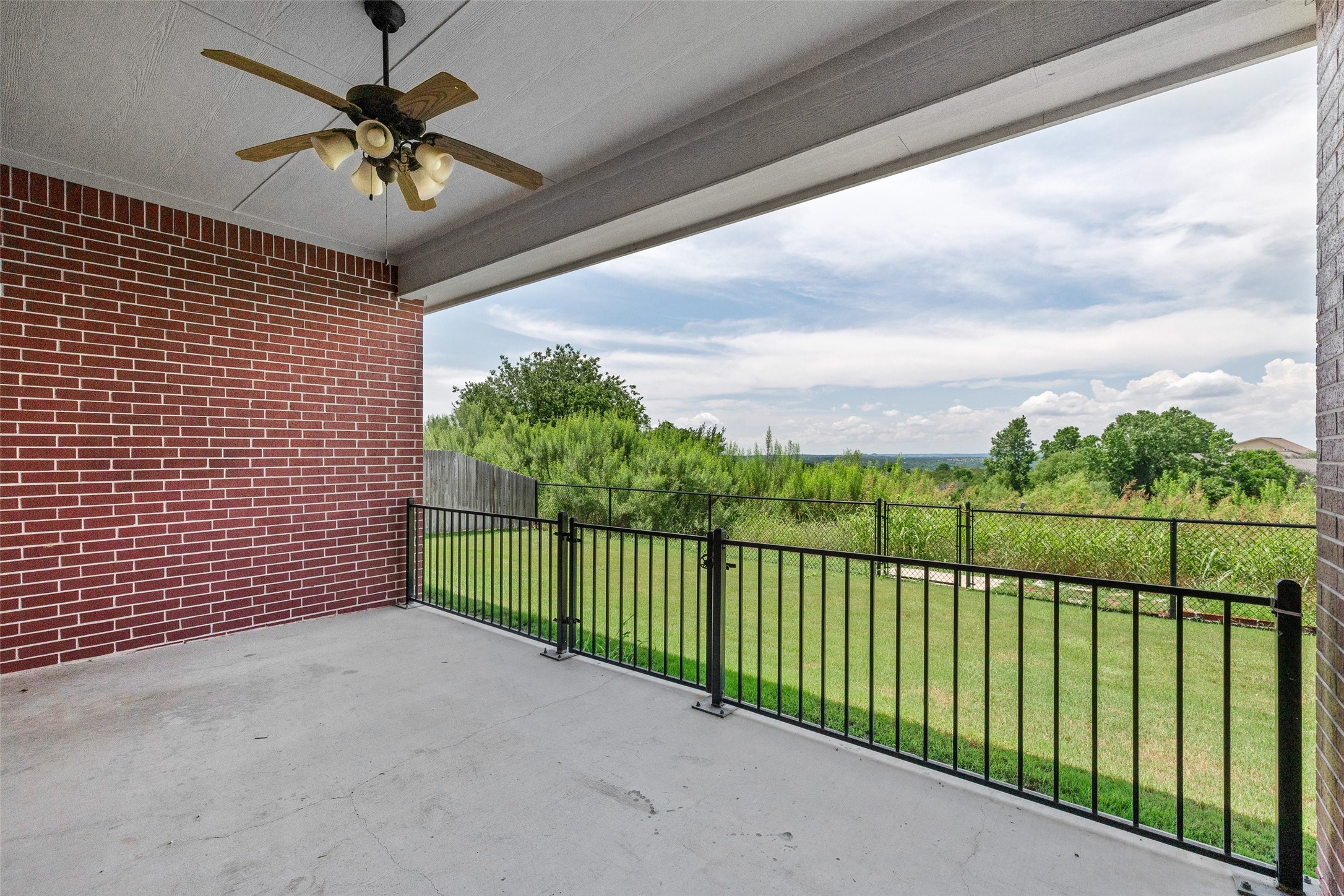 106 King Arthur Court