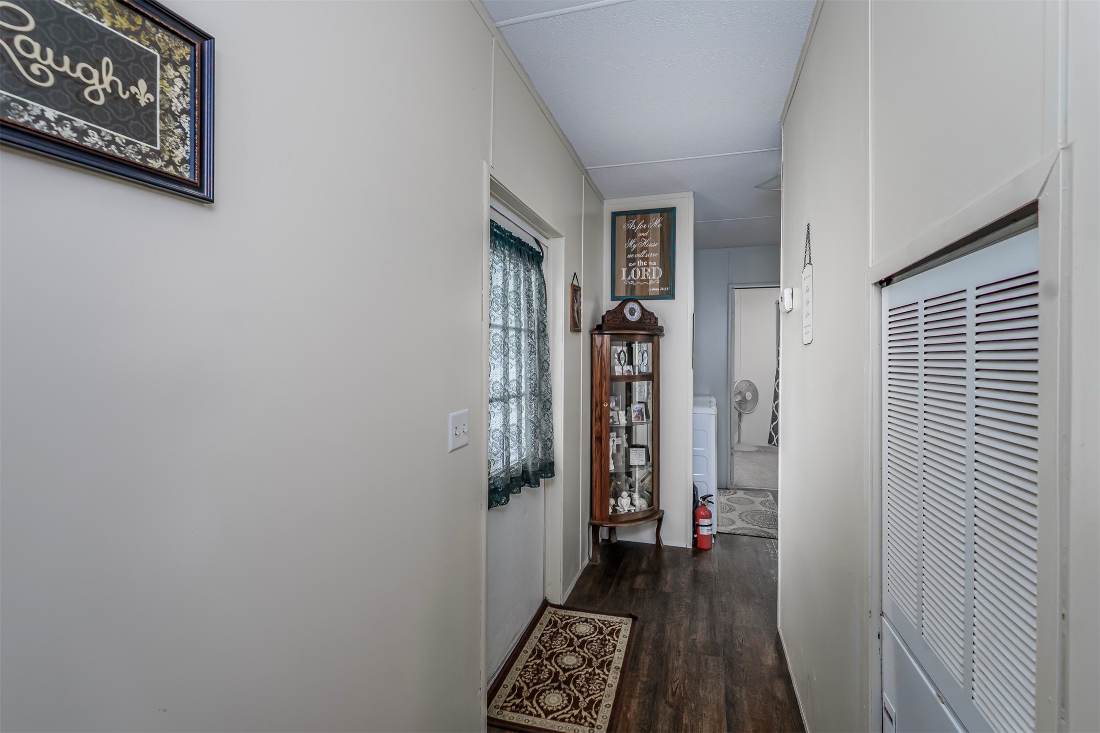 1501 Lark Court