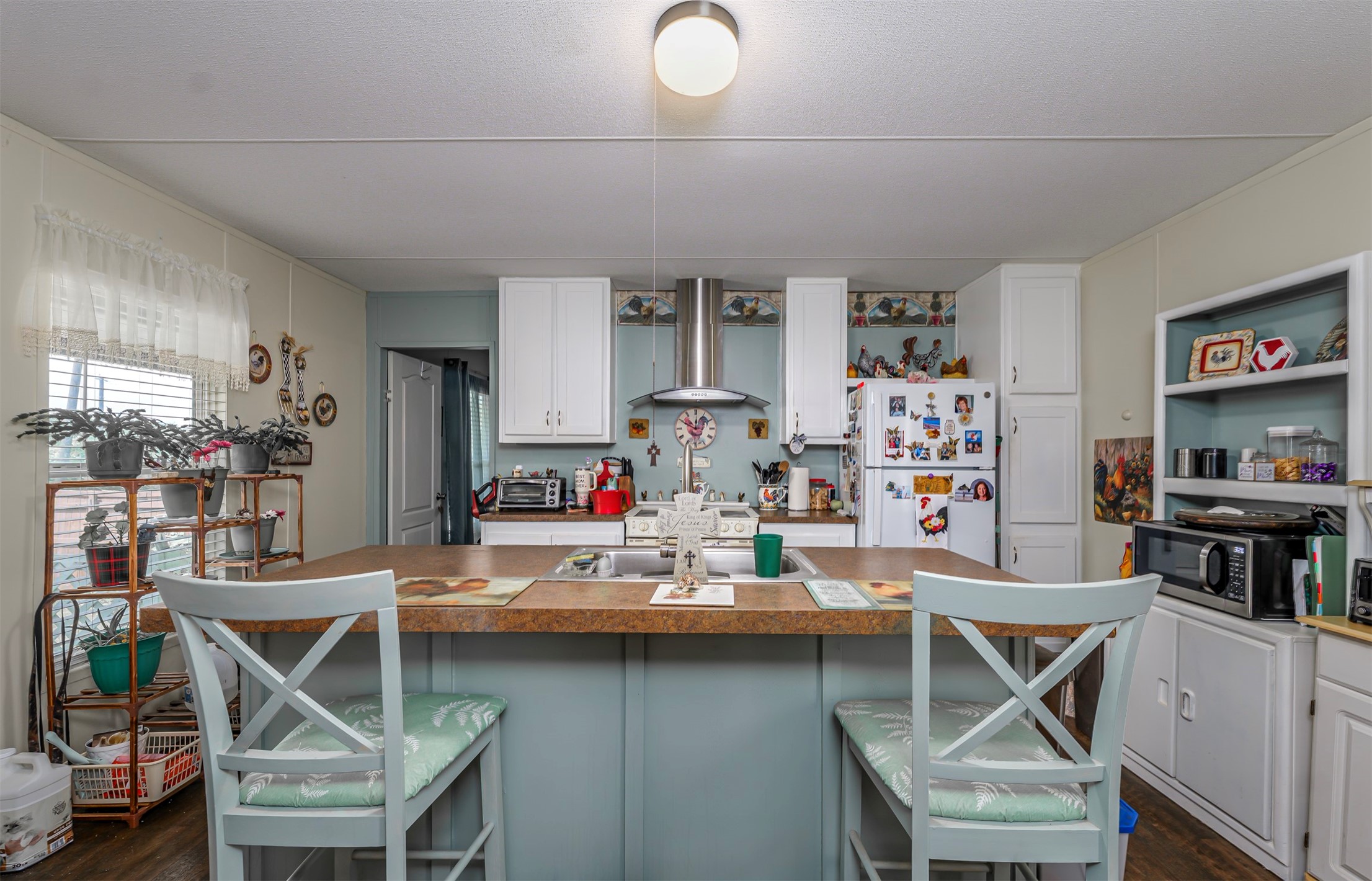 1501 Lark Court