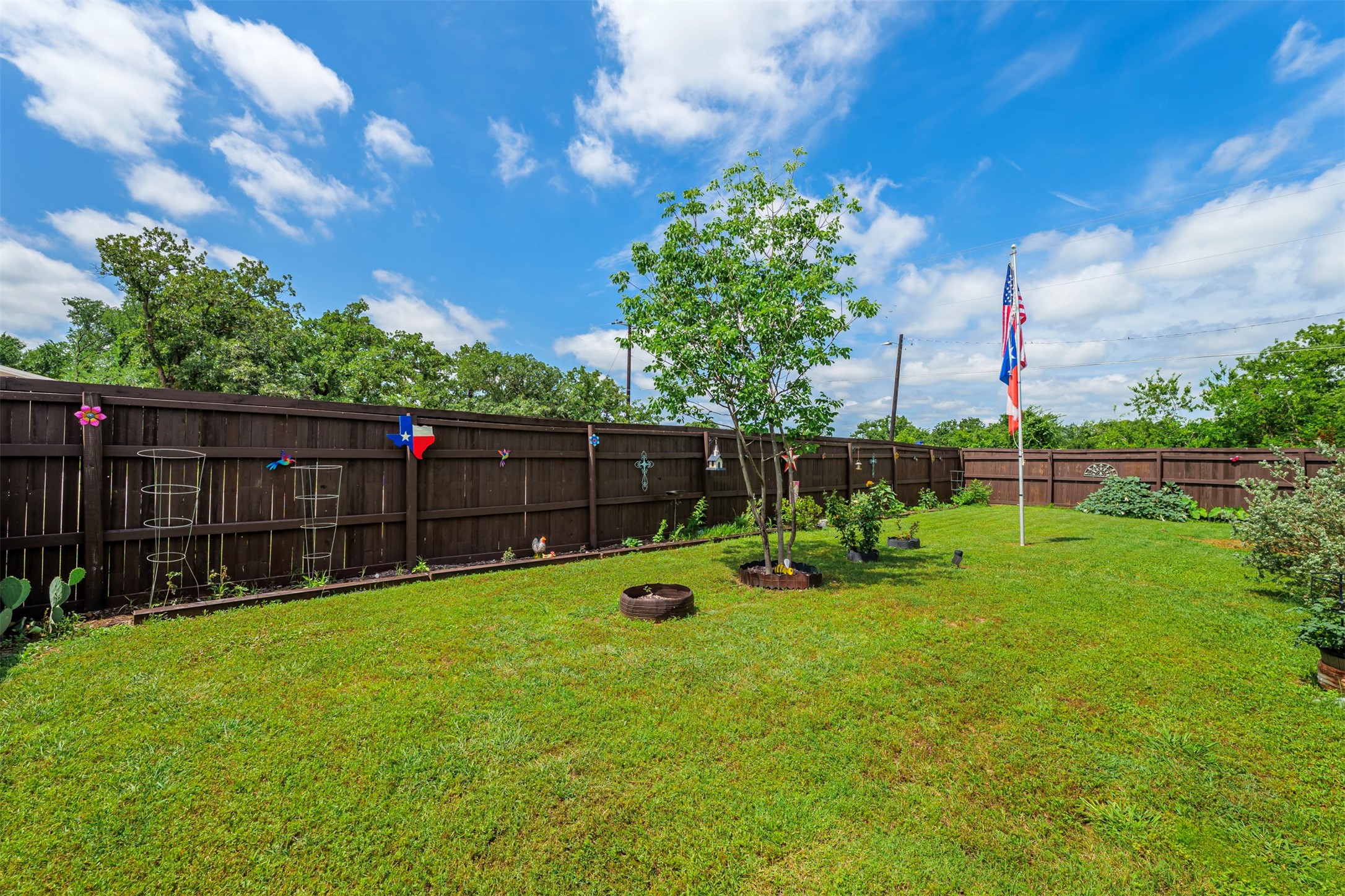 1501 Lark Court