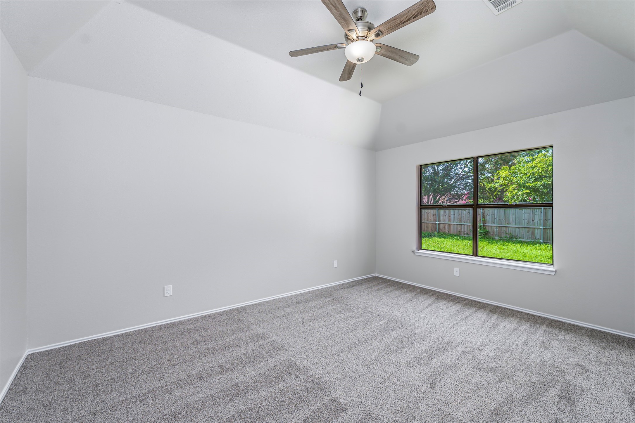 6105 Meadowside Trail