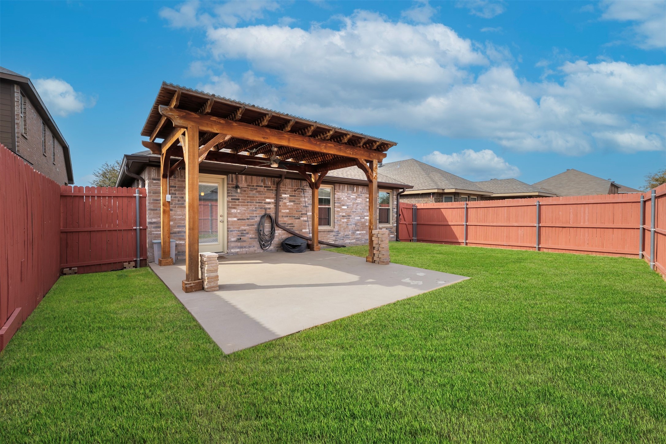 5505 Thunder Bay Drive