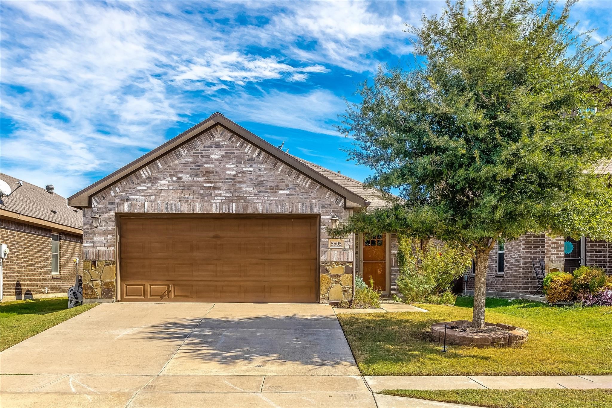 5505 Thunder Bay Drive