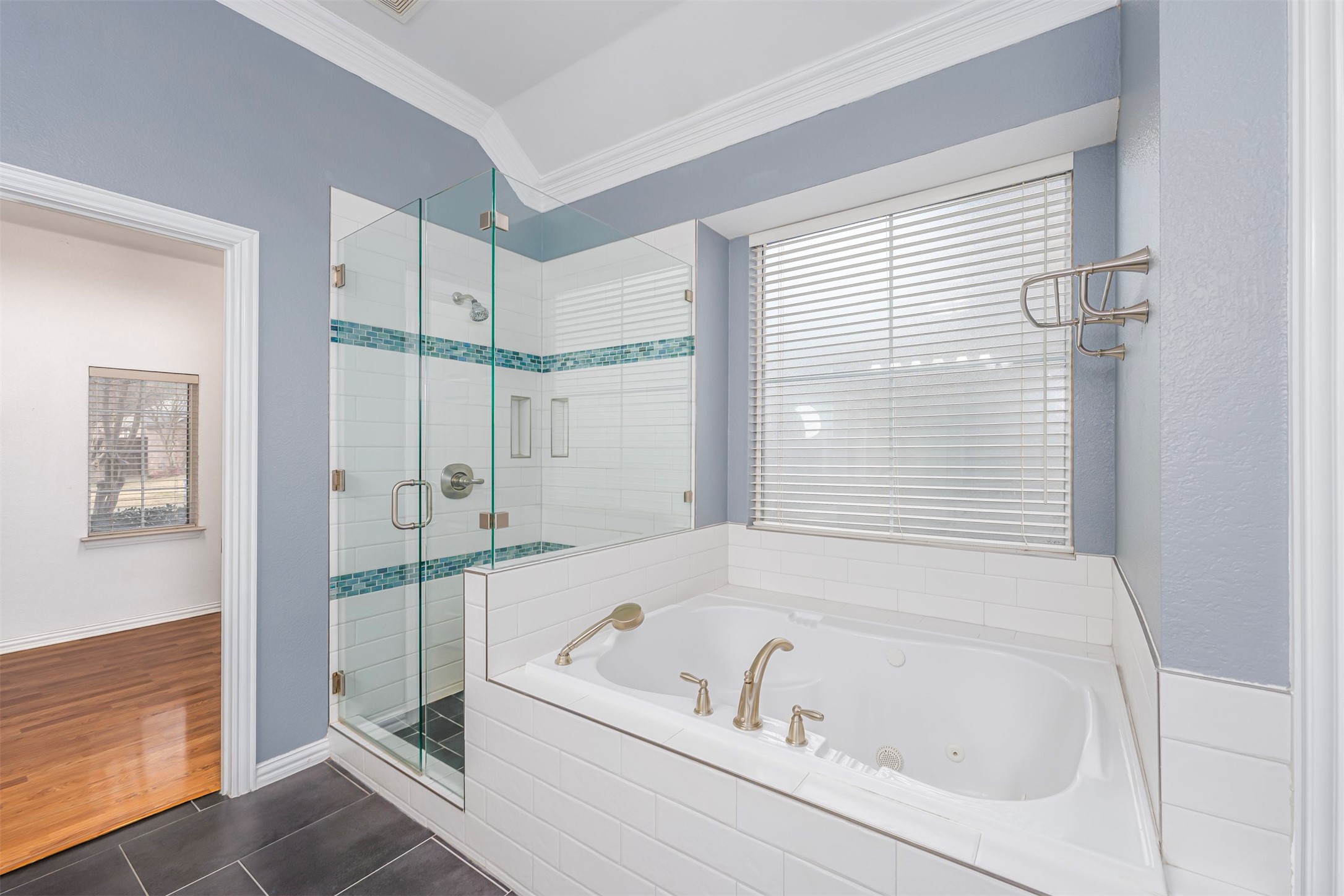 8444 Parkdale Drive