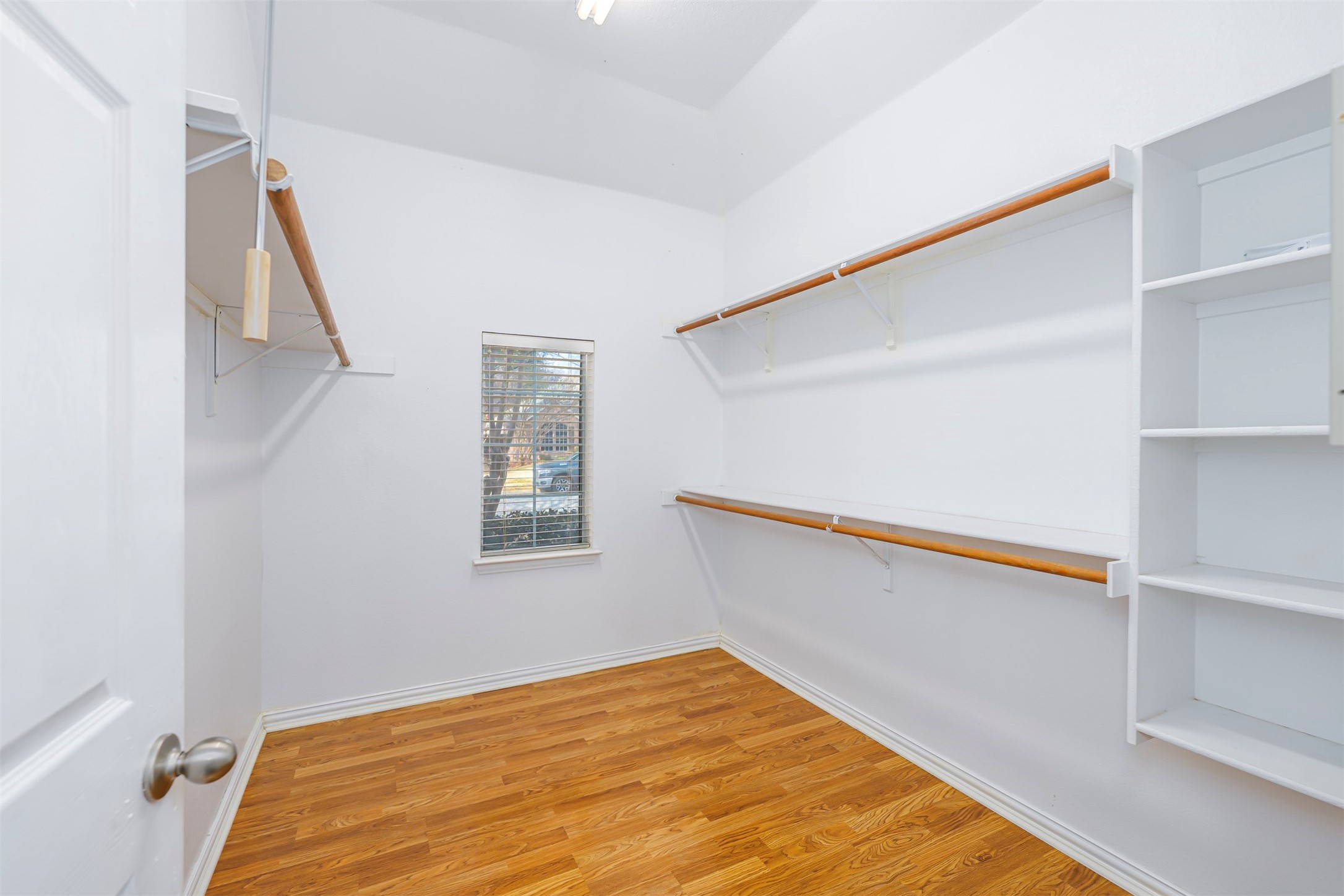 8444 Parkdale Drive