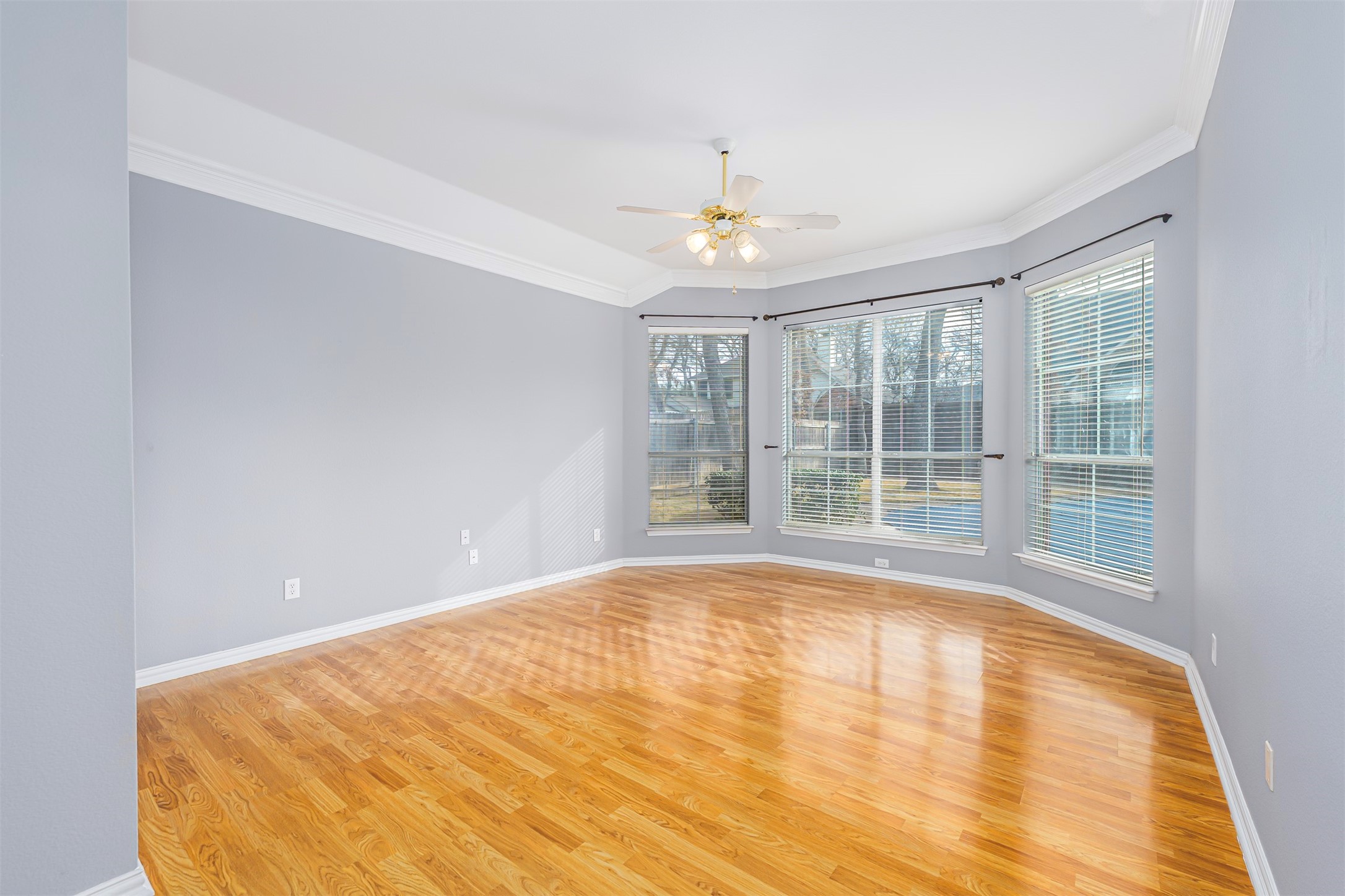 8444 Parkdale Drive