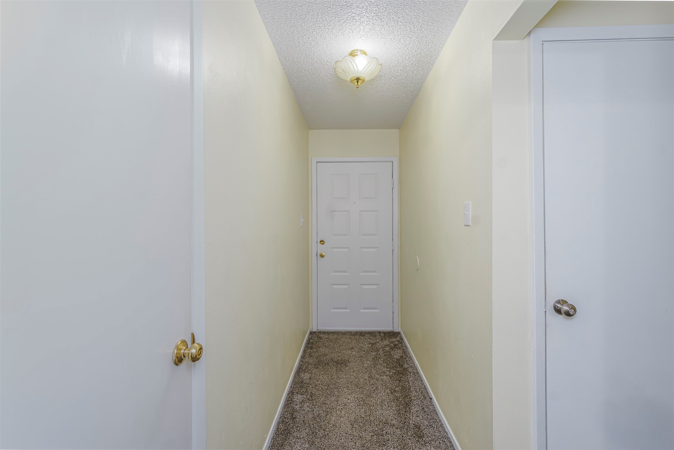 617 Rolling Ridge Court