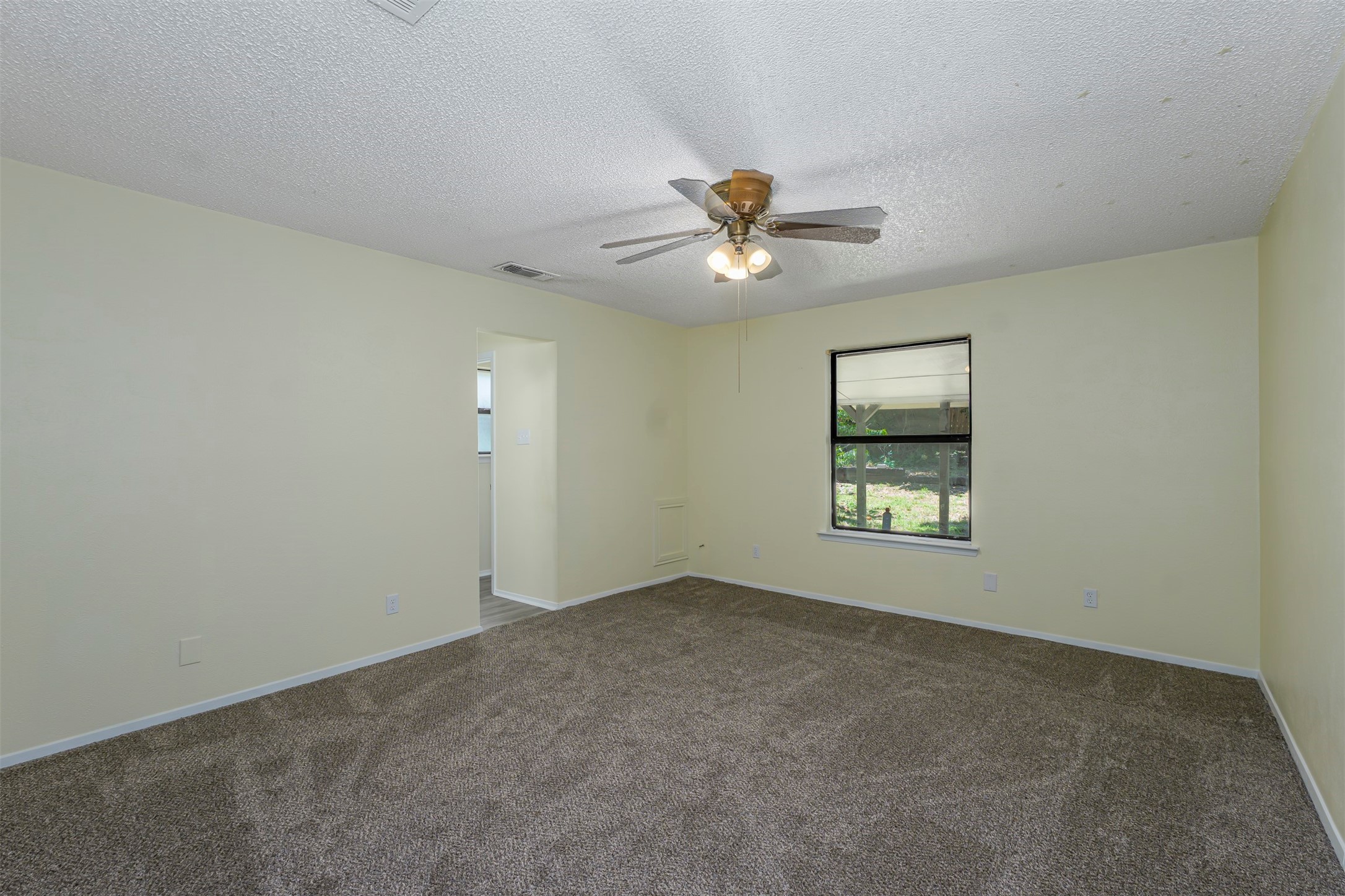 617 Rolling Ridge Court
