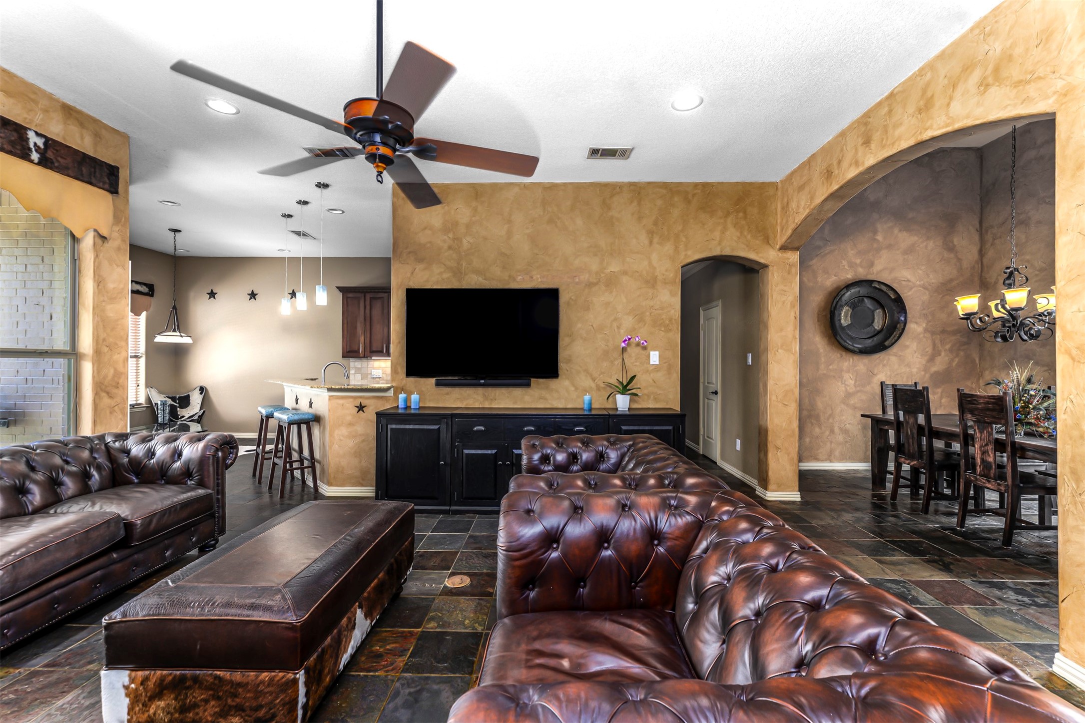 1103 Clayton Court