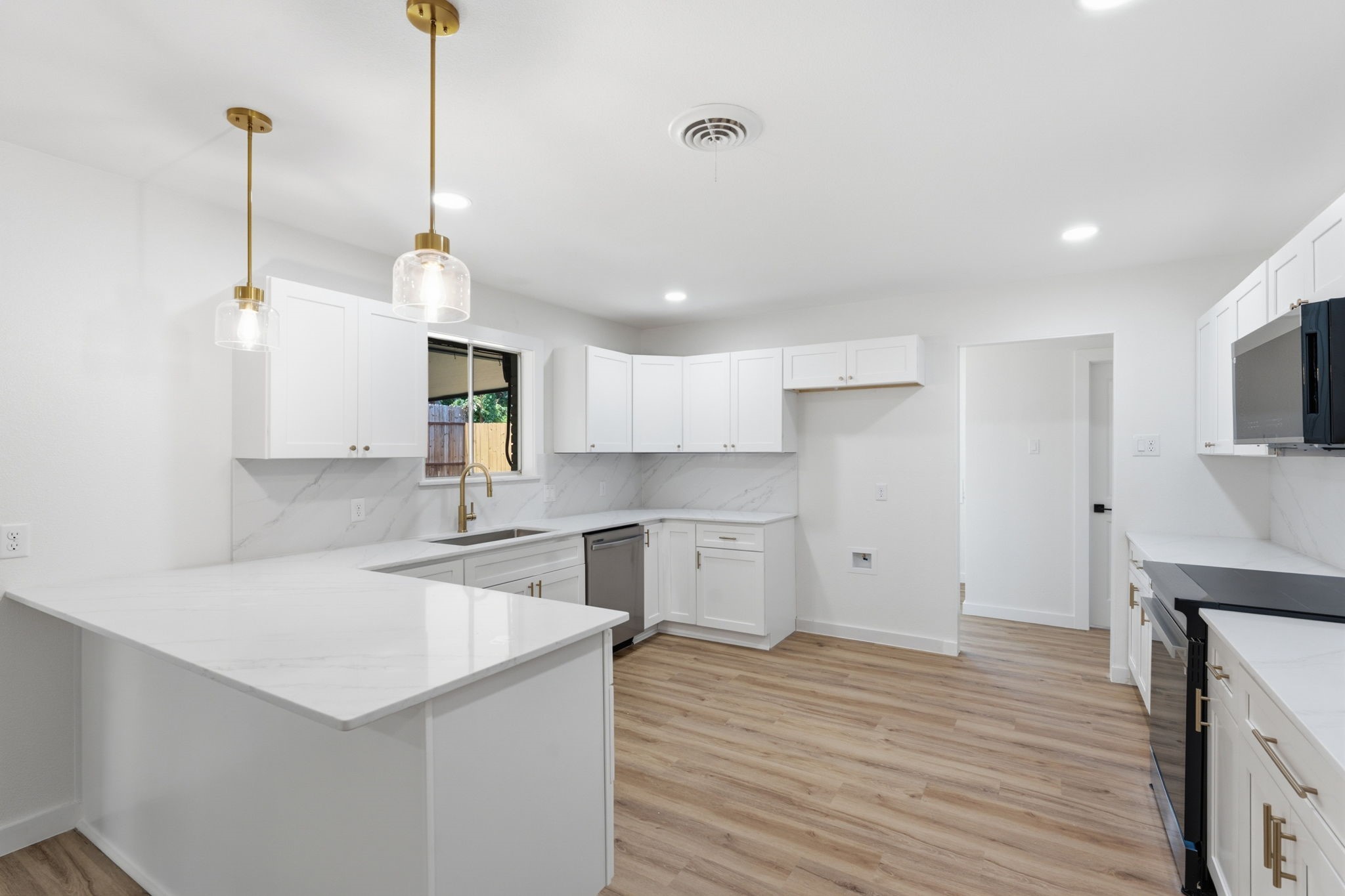 5512 Westcreek Drive